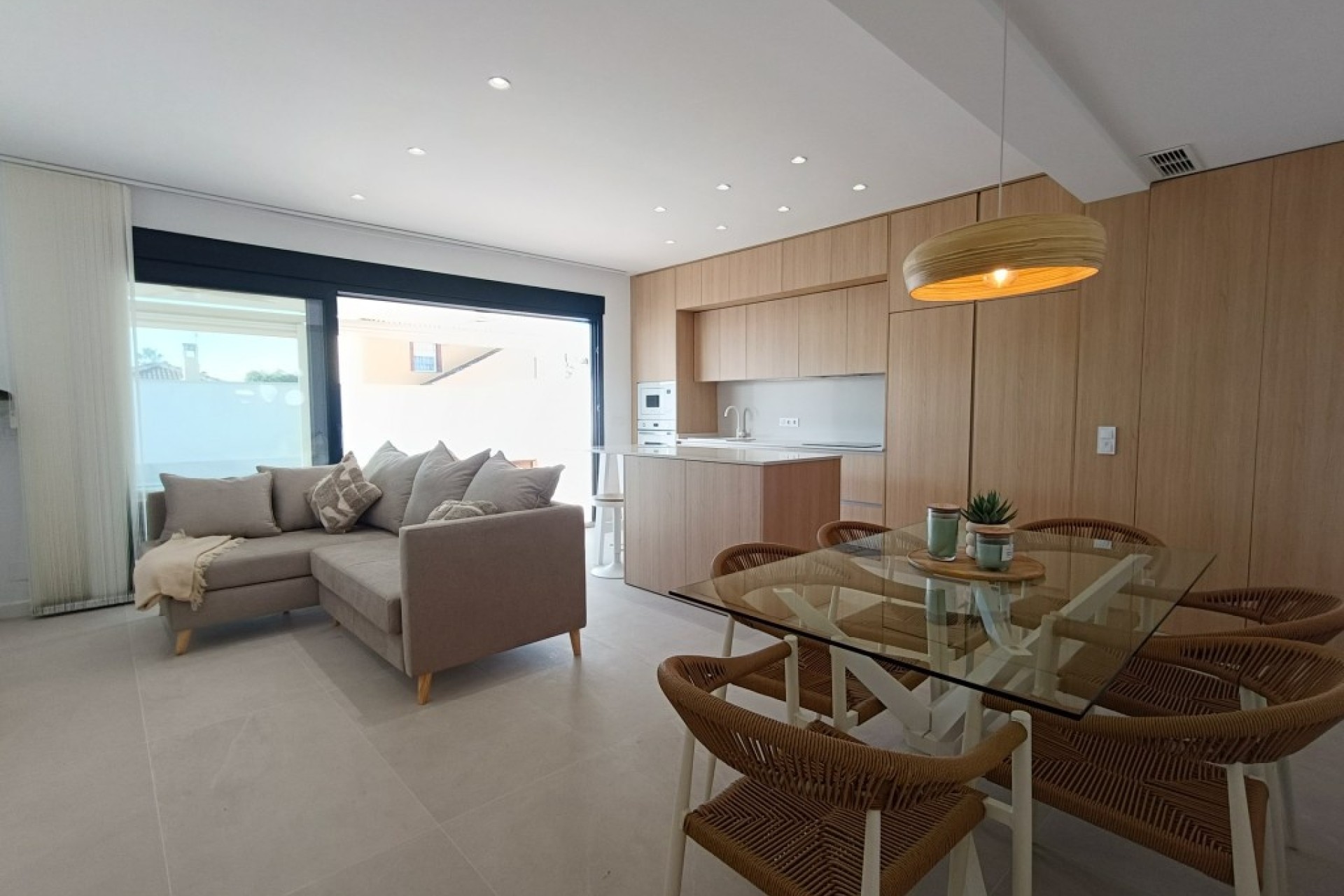 Venta - Chalet Independiente -
El Chaparral