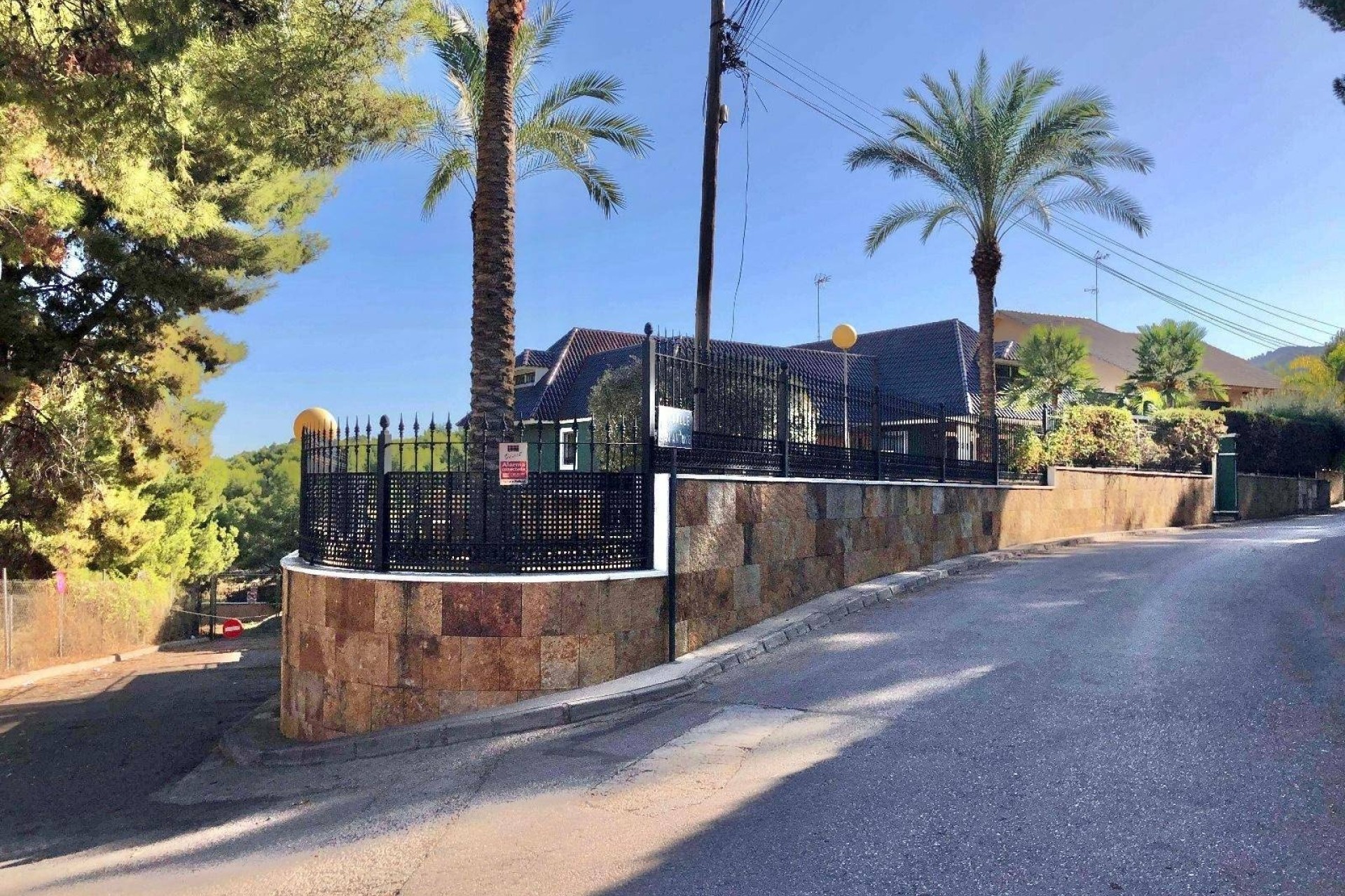 Venta - Chalet Independiente -
El Palmar
