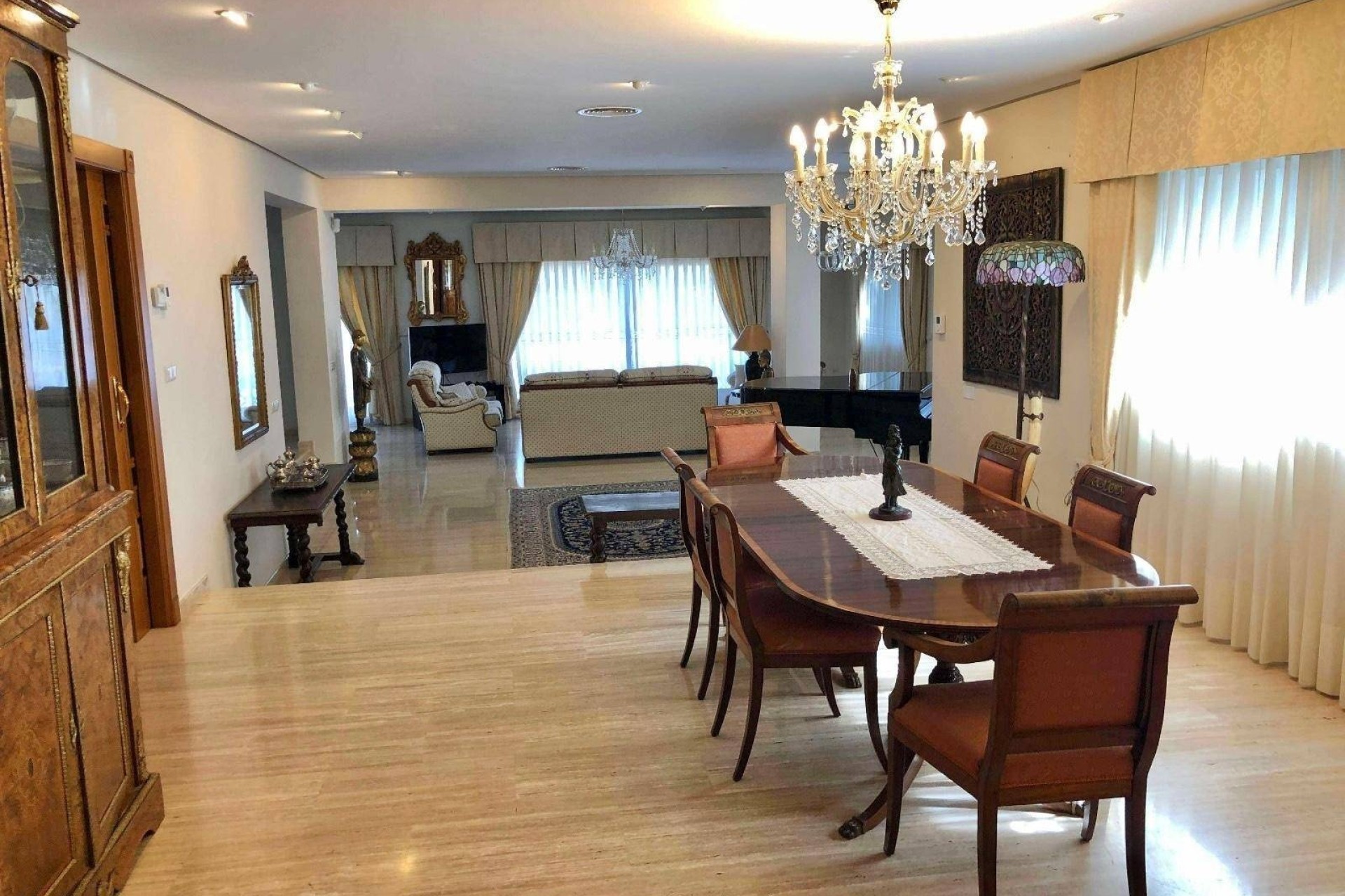 Venta - Chalet Independiente -
El Palmar