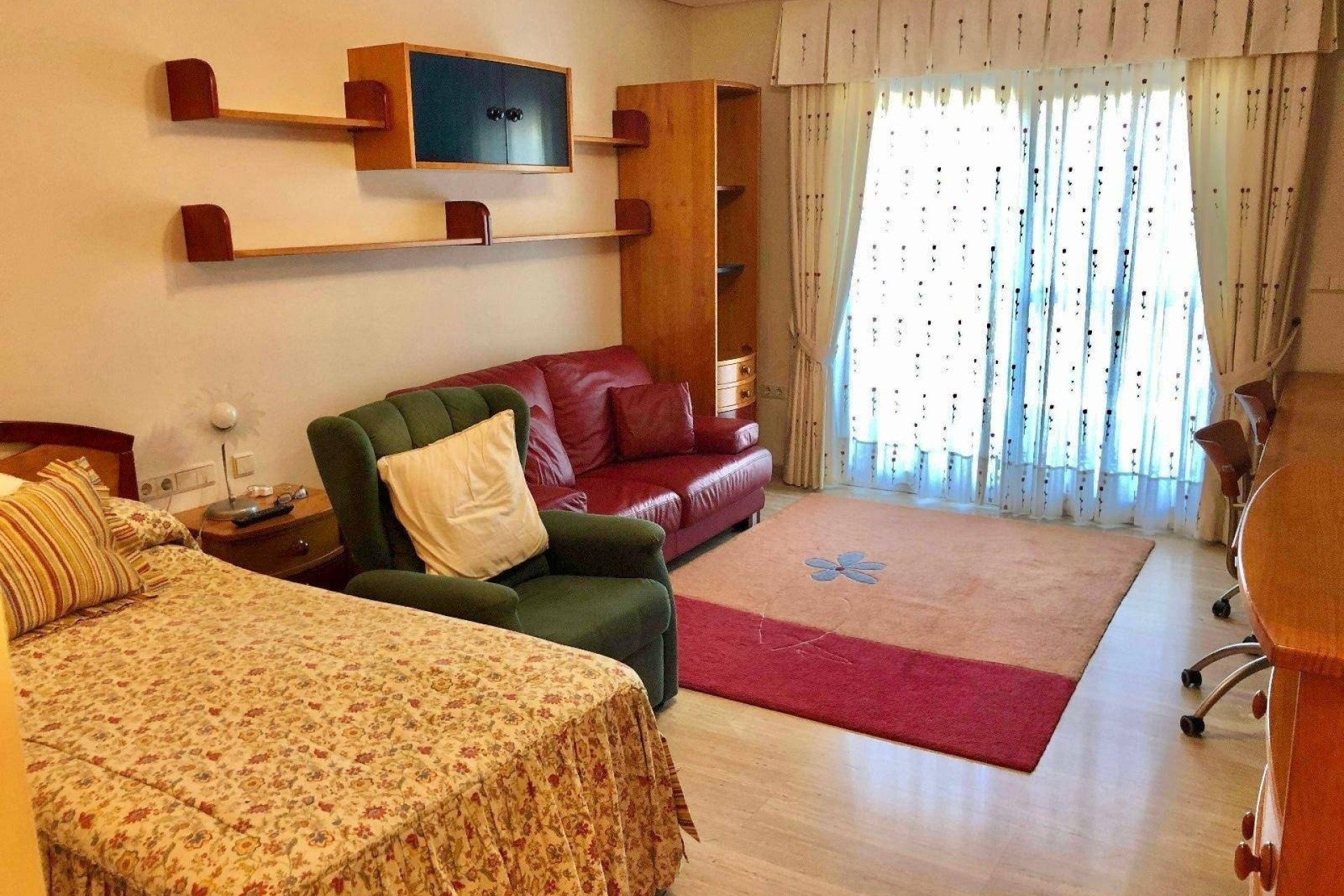 Venta - Chalet Independiente -
El Palmar