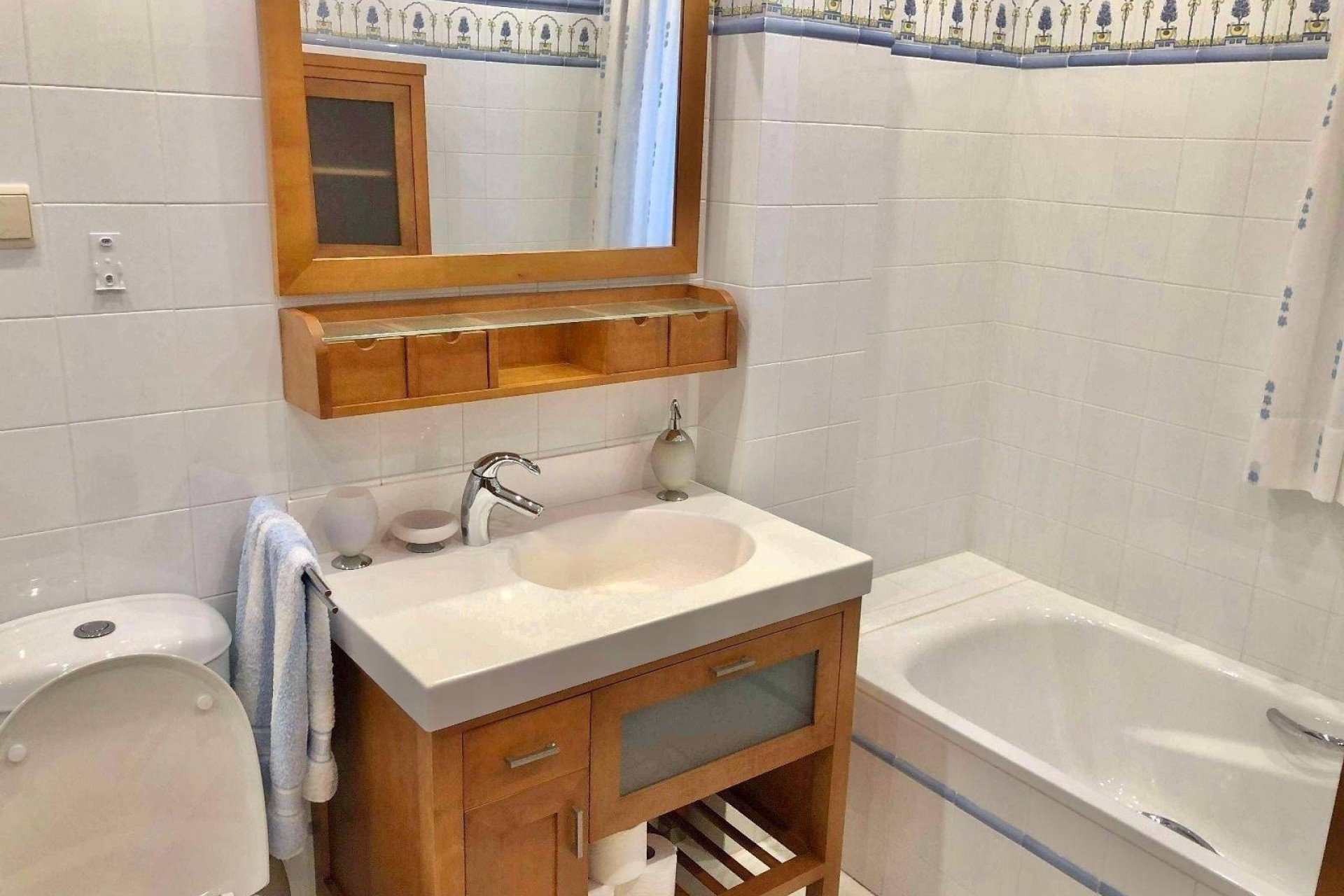 Venta - Chalet Independiente -
El Palmar