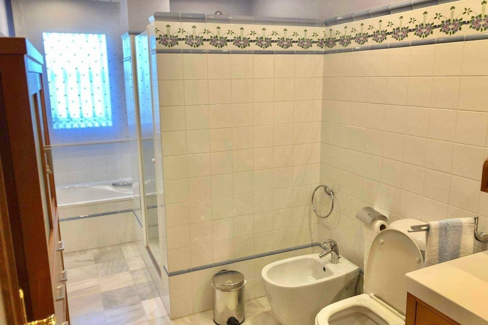 Venta - Chalet Independiente -
El Palmar