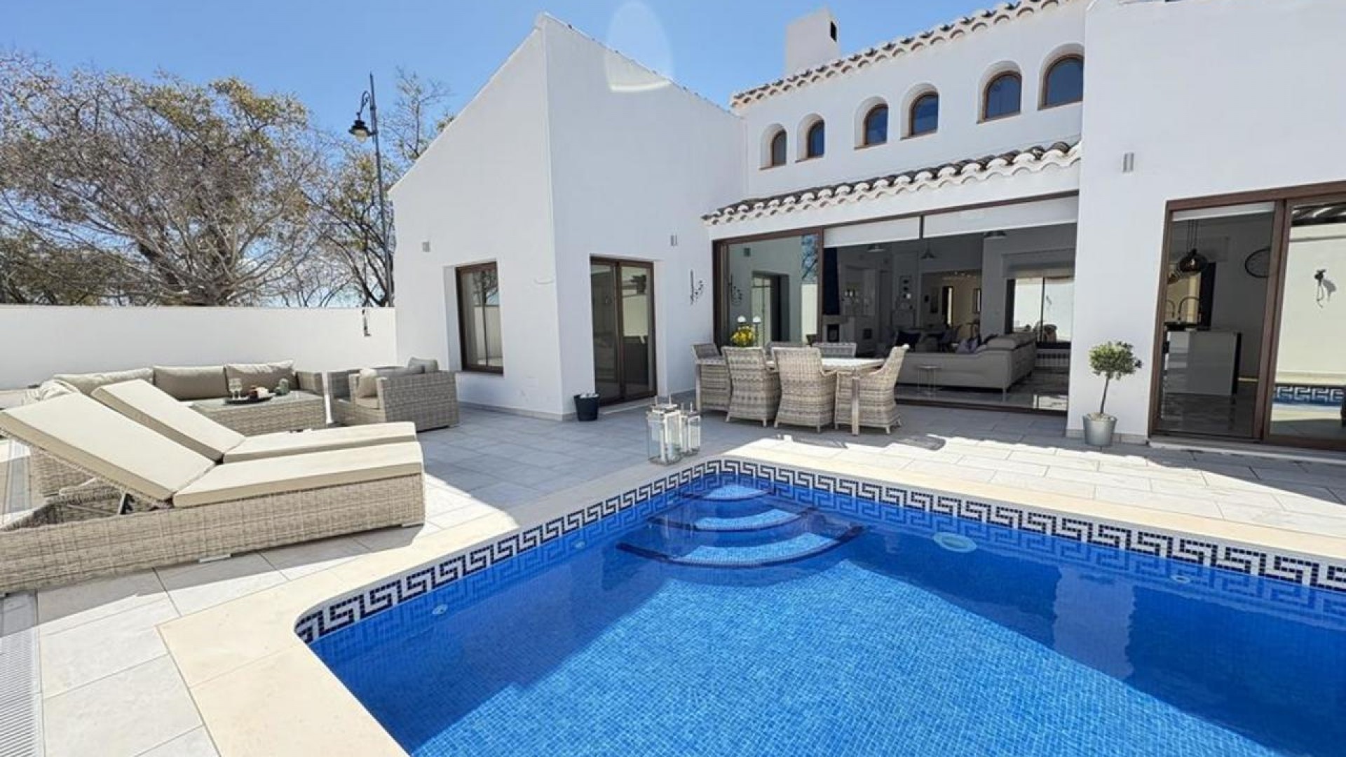 Venta - Chalet Independiente -
El Valle Golf Resort