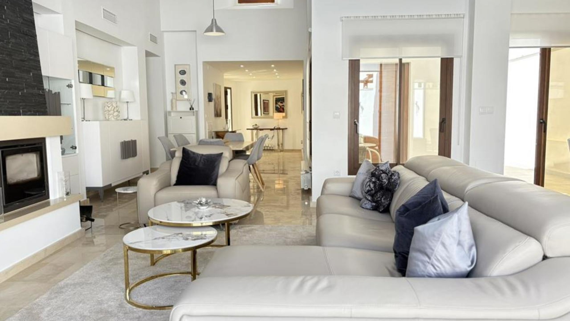 Venta - Chalet Independiente -
El Valle Golf Resort