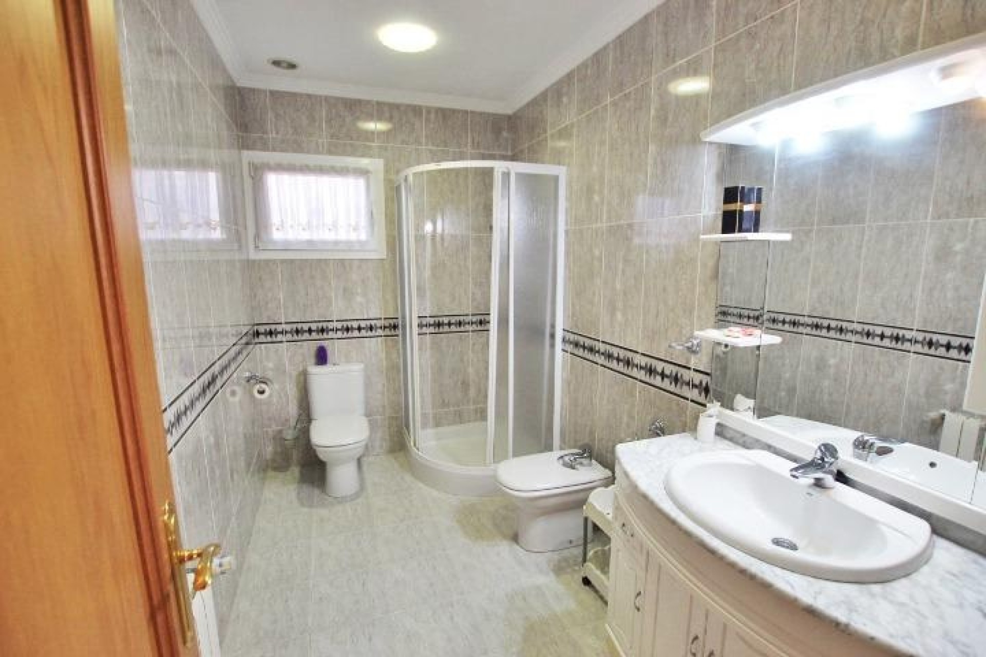 Venta - Chalet Independiente -
Elche - Altabix
