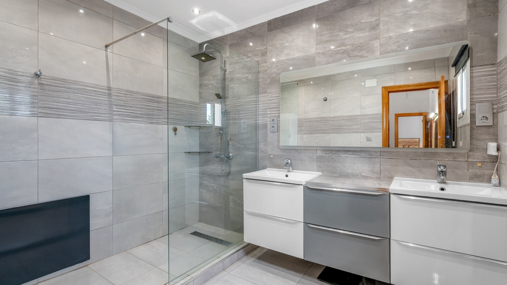 Venta - Chalet Independiente -
Elche - Elche/Elx