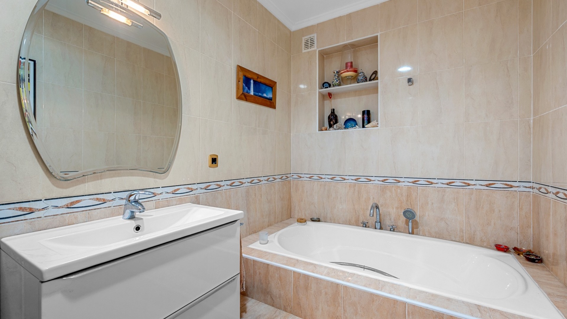 Venta - Chalet Independiente -
Elche - Elche/Elx