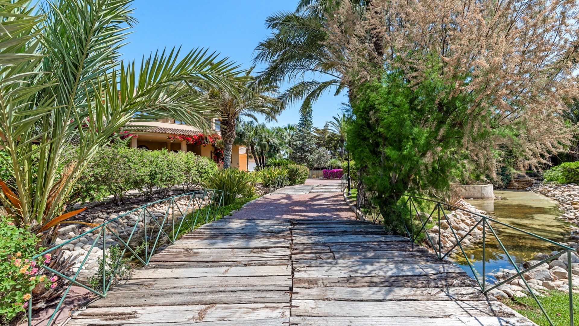 Venta - Chalet Independiente -
Elche - Elche/Elx