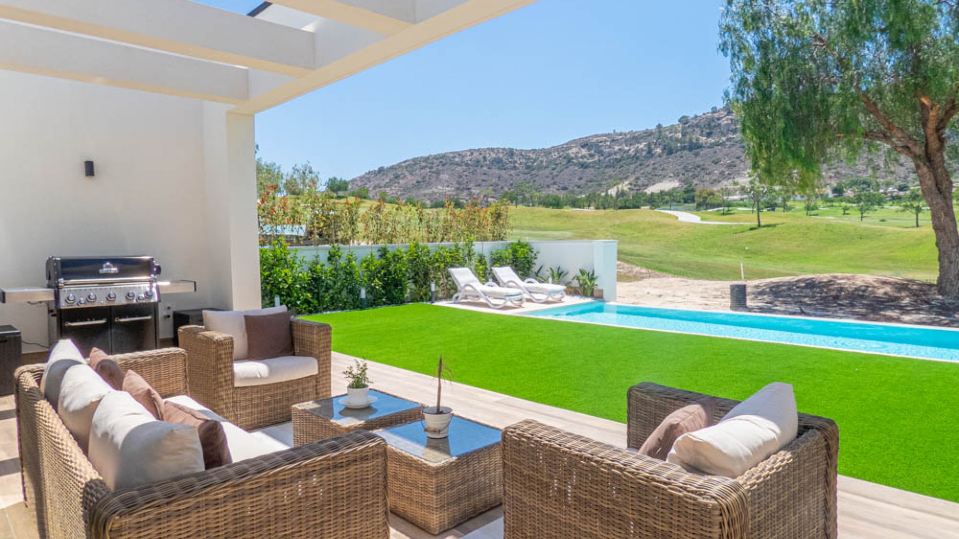 Venta - Chalet Independiente -
Font del Llop