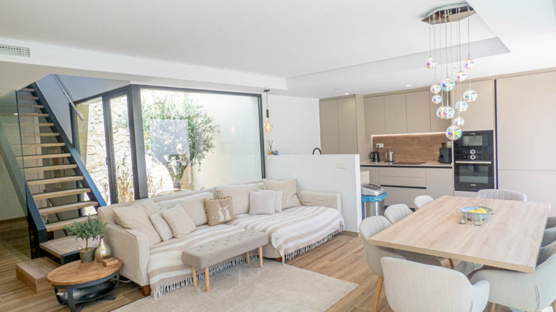 Venta - Chalet Independiente -
Font del Llop