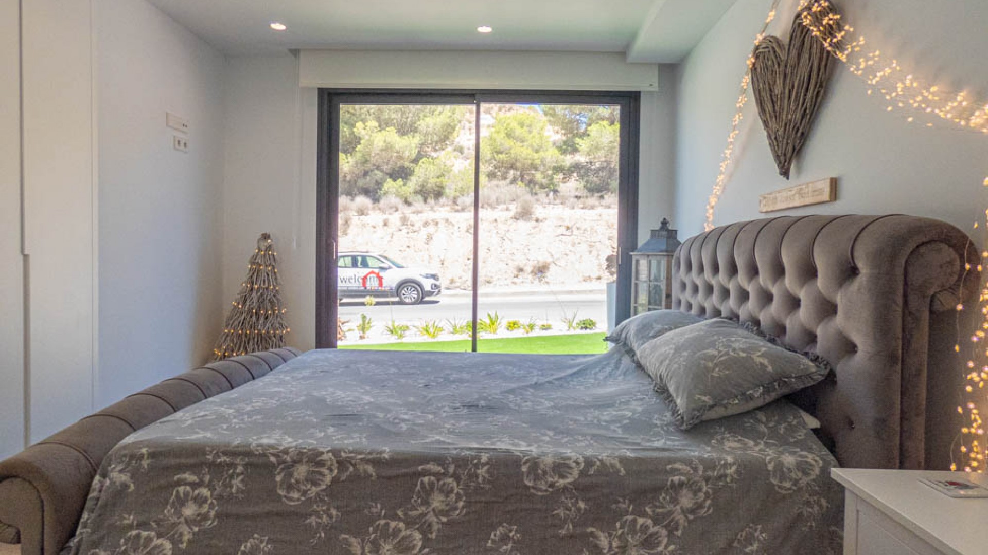 Venta - Chalet Independiente -
Font del Llop