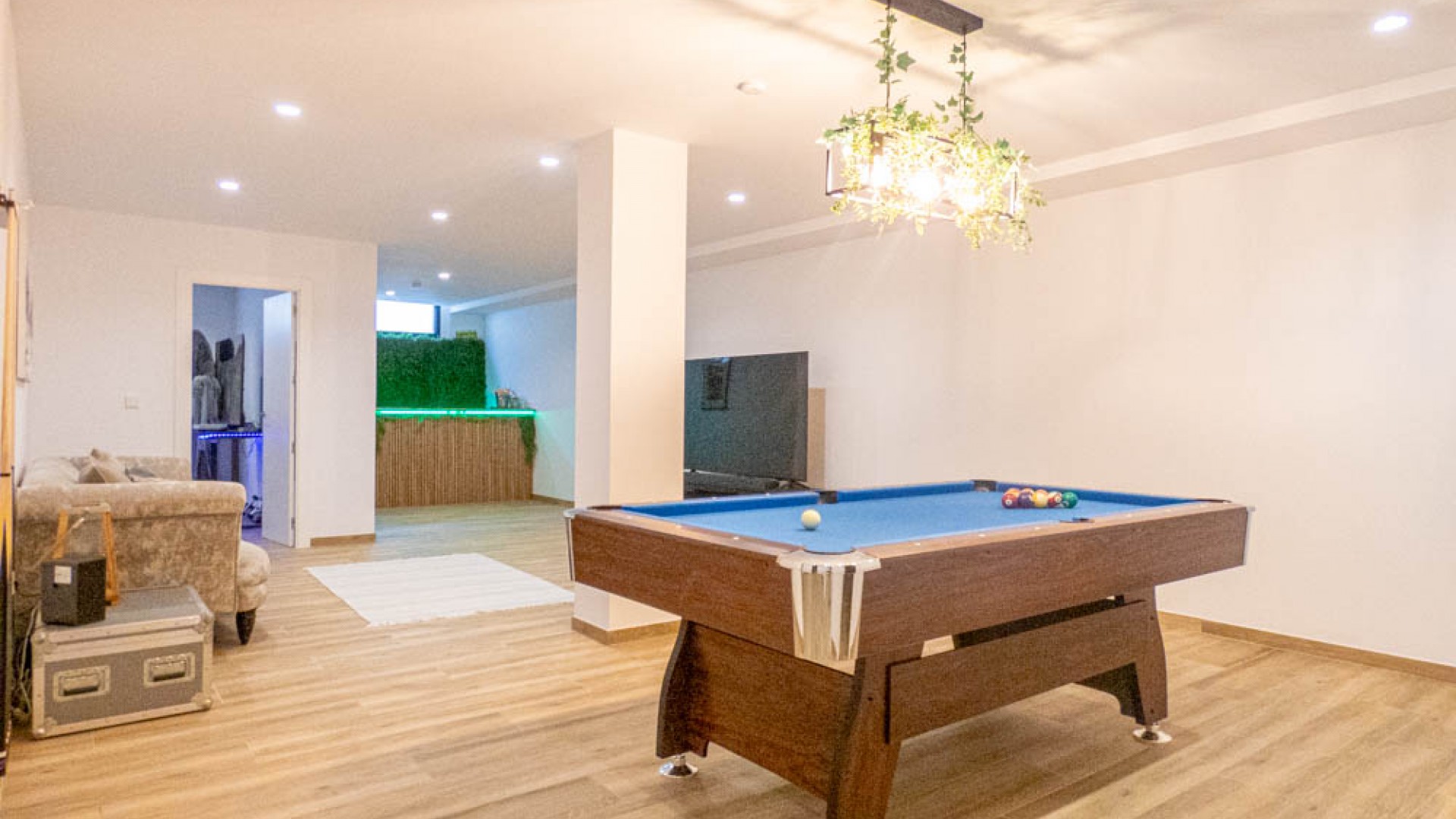 Venta - Chalet Independiente -
Font del Llop