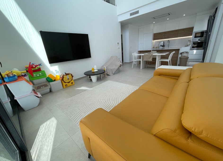 Venta - Chalet Independiente -
Formentera del Segura - Pueblo