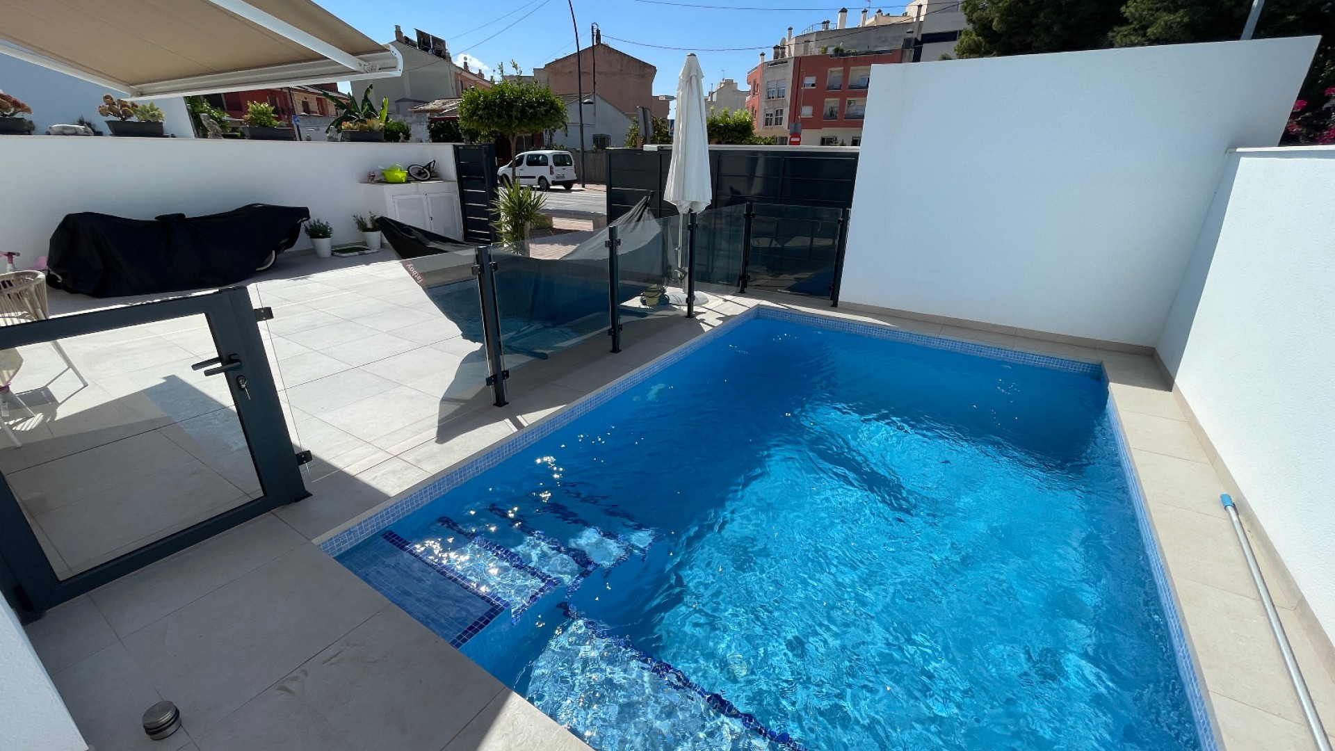 Venta - Chalet Independiente -
Formentera del Segura - Pueblo