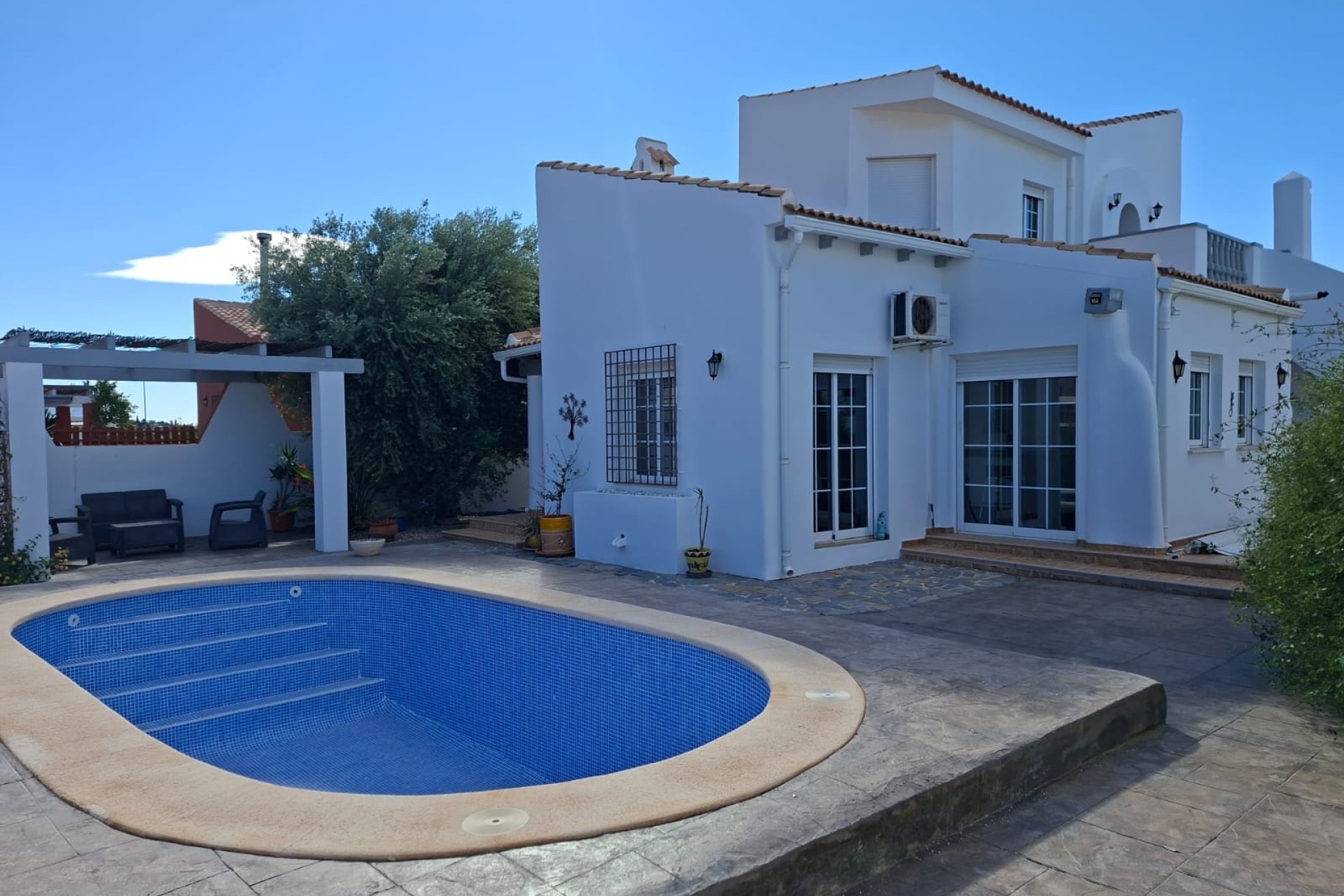 Venta - Chalet Independiente -
Fortuna - Urbanizacion las kalendas