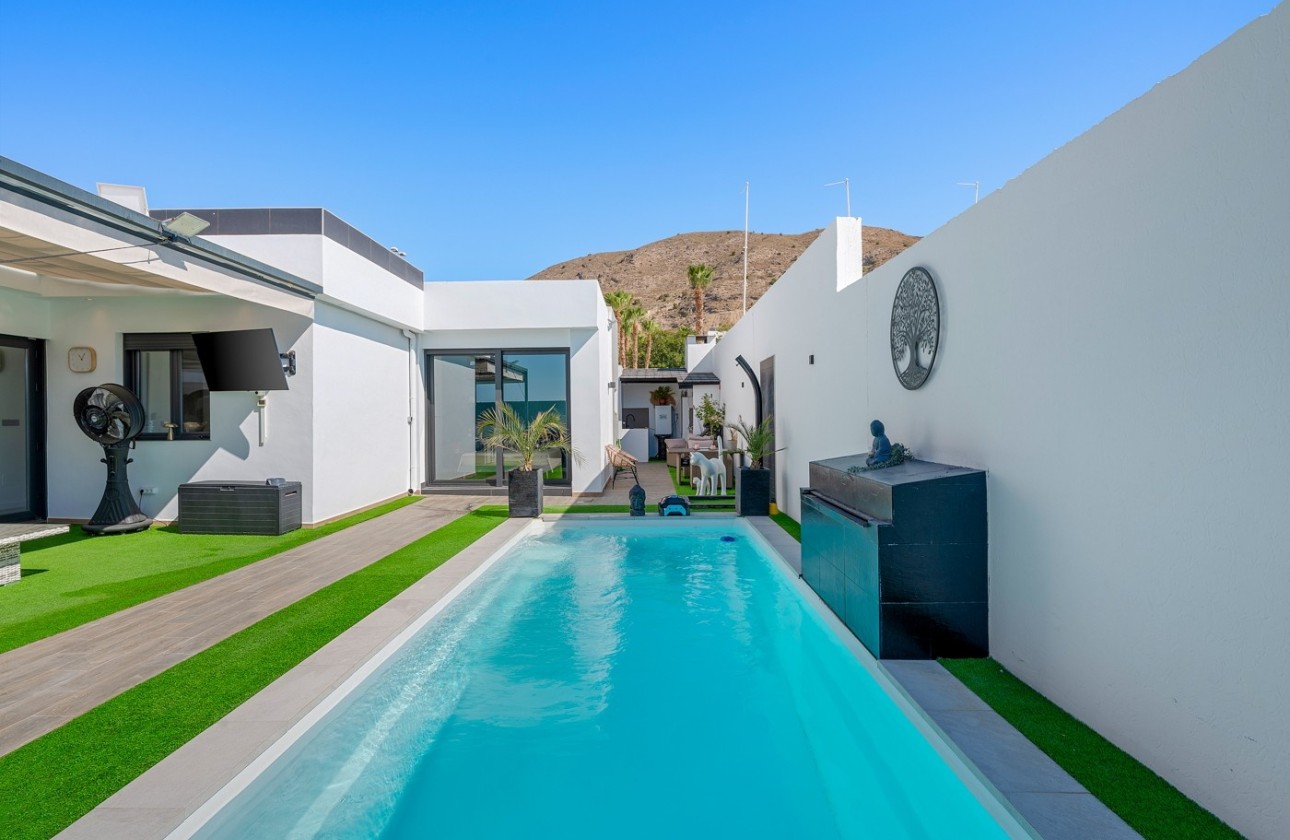 Venta - Chalet Independiente -
Fortuna - Urbanizacion las kalendas