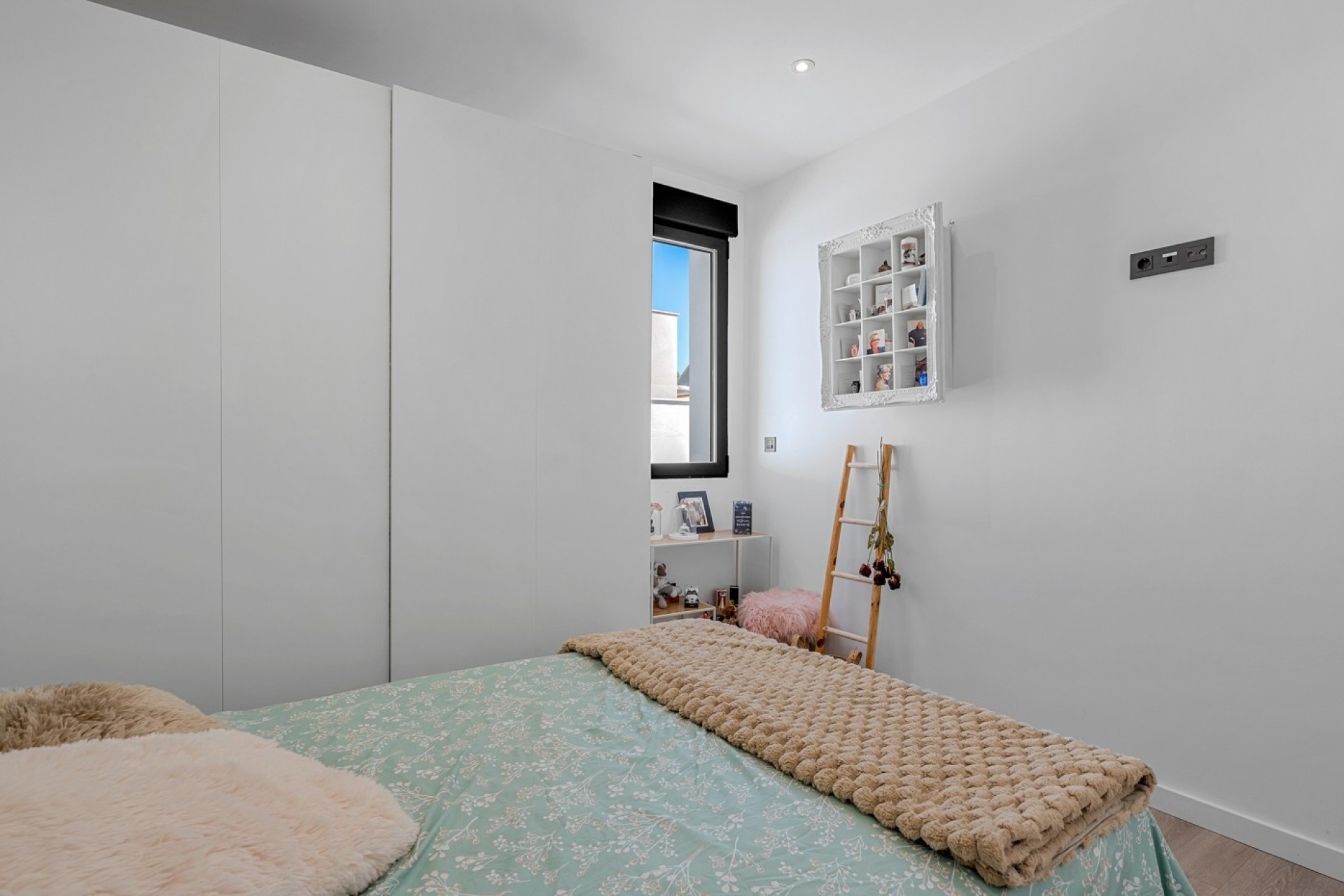 Venta - Chalet Independiente -
Fortuna - Urbanizacion las kalendas