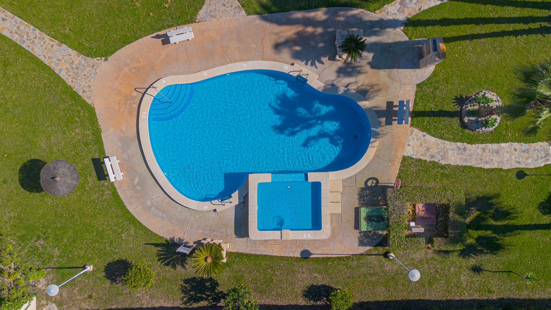 Venta - Chalet Independiente -
Guardamar del Segura - El Raso