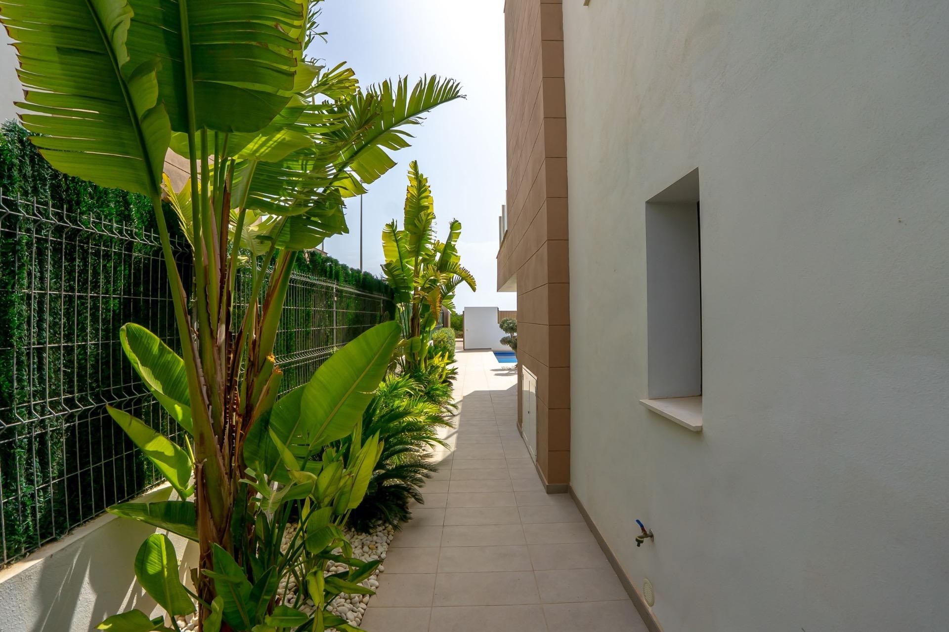 Venta - Chalet Independiente -
Guardamar del Segura - El Raso
