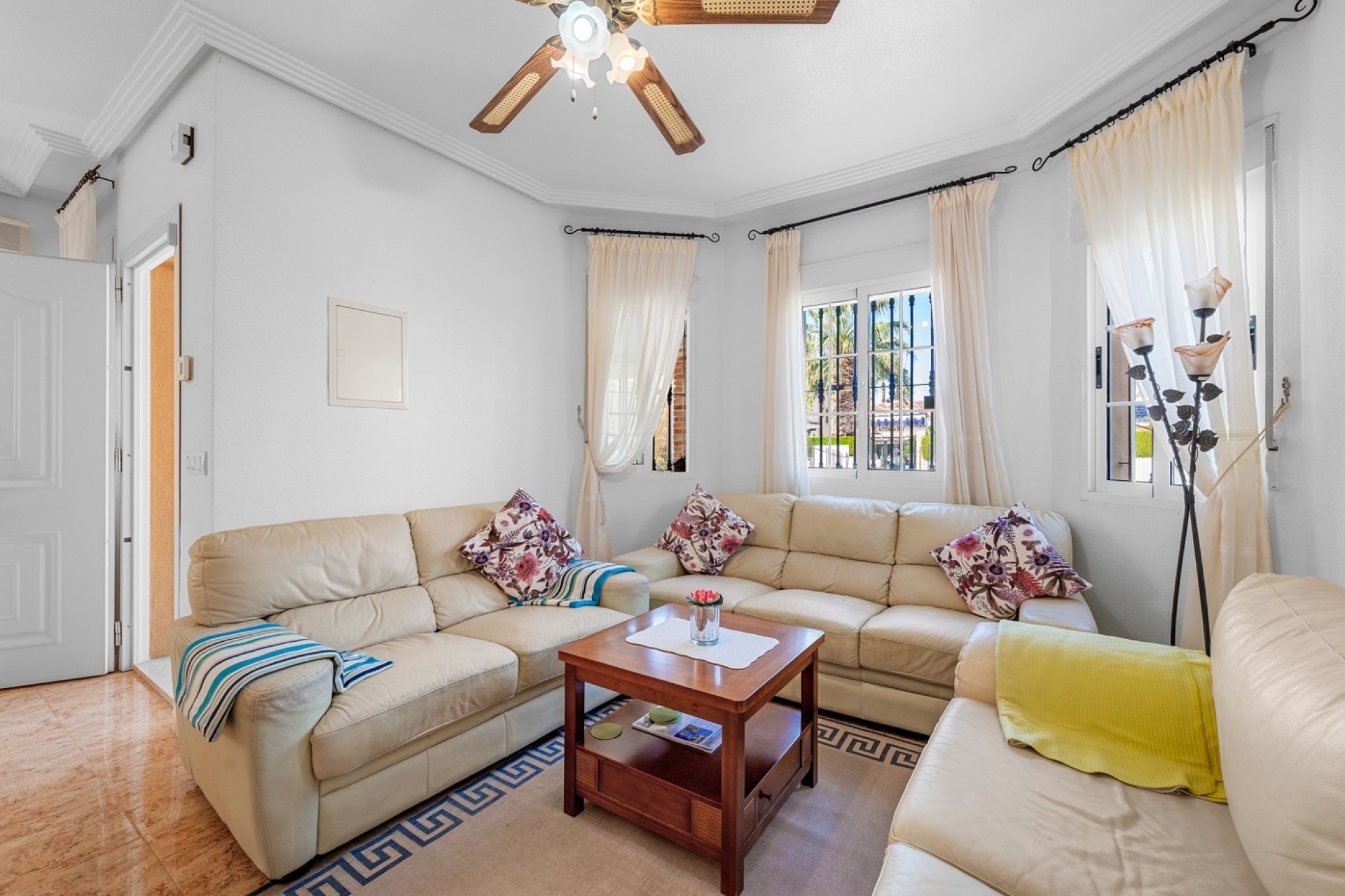 Venta - Chalet Independiente -
Guardamar del Segura