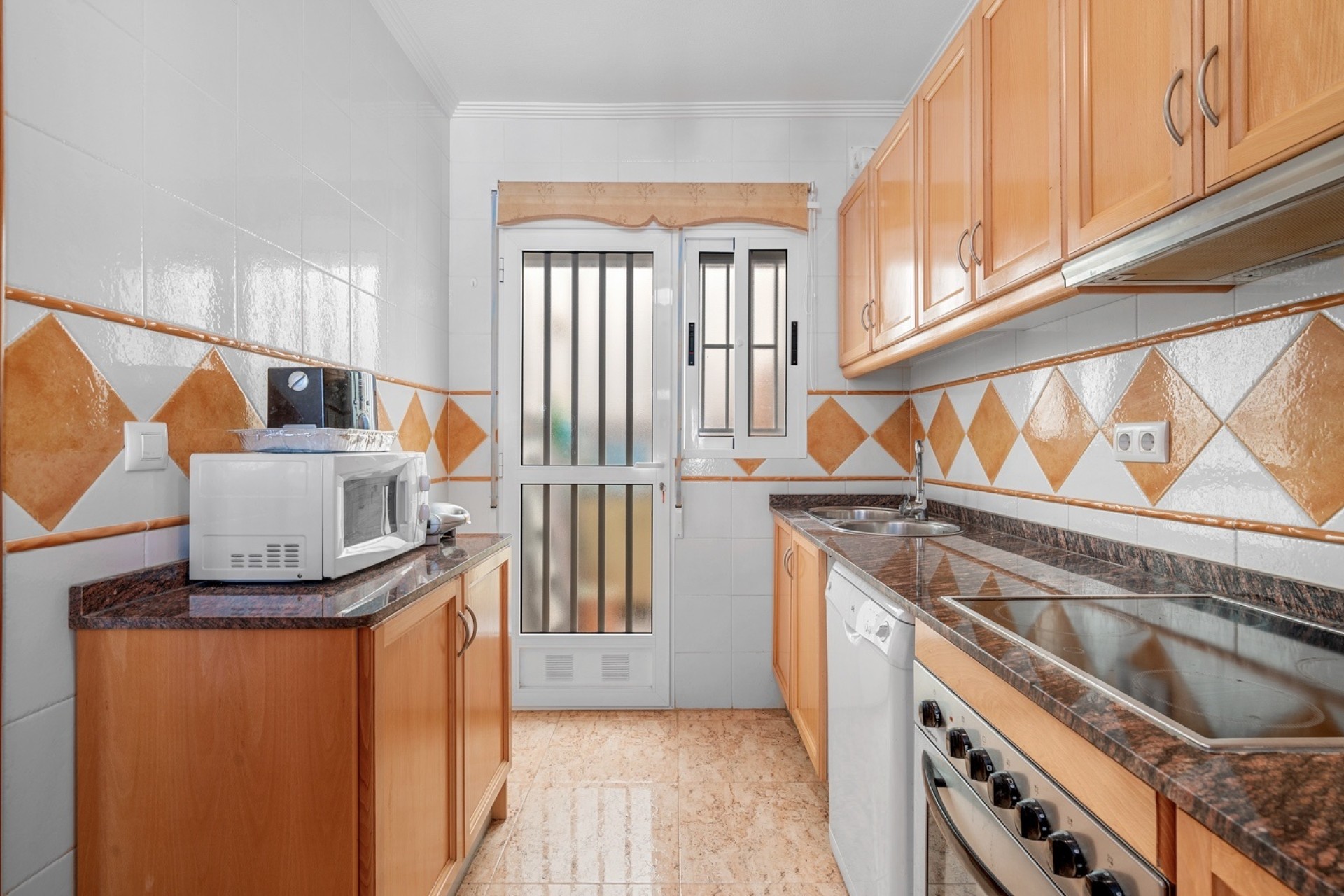 Venta - Chalet Independiente -
Guardamar del Segura