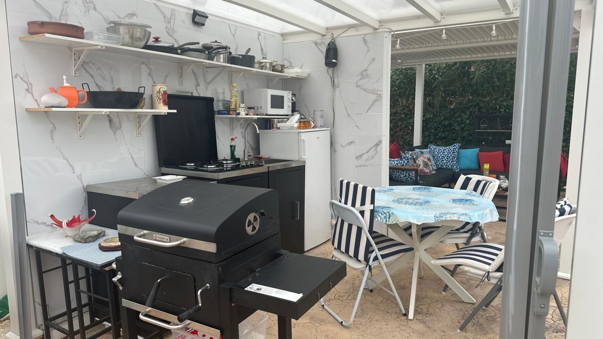 Venta - Chalet Independiente -
Hondón de las Nieves - Urbaniz La Montañosa