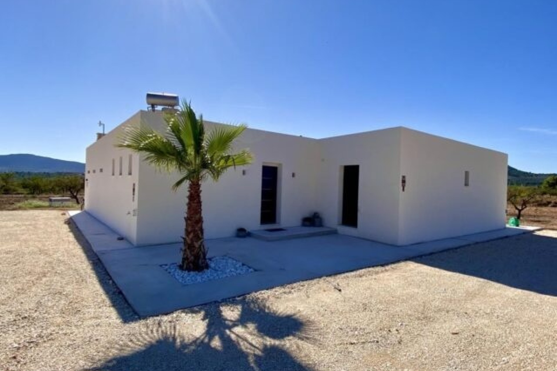 Venta - Chalet Independiente -
Hondón de las Nieves