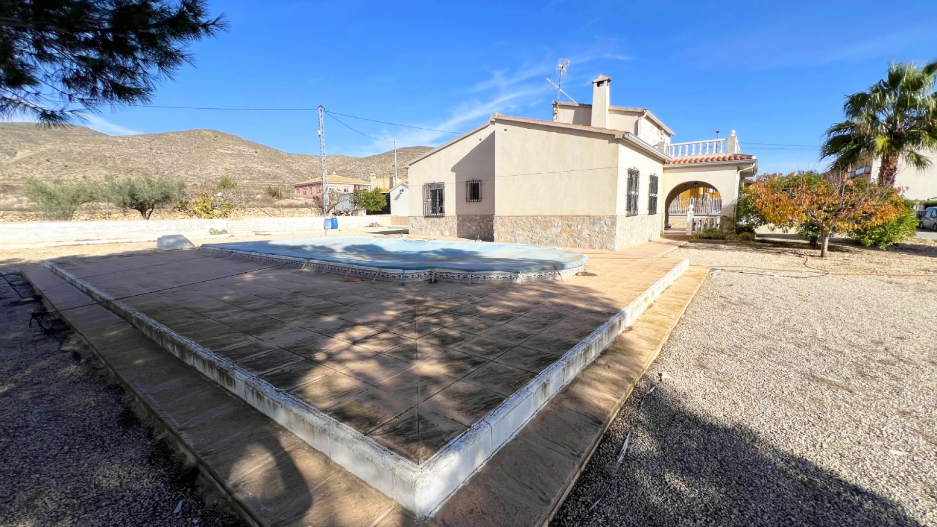 Venta - Chalet Independiente -
Hondón de los Fráiles