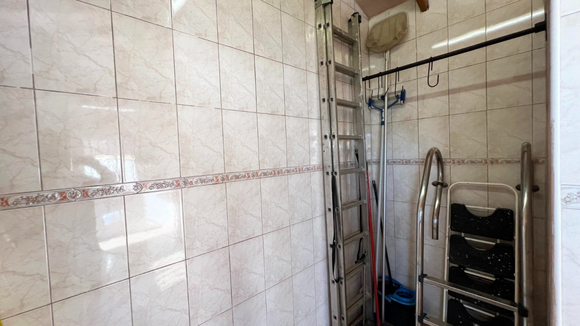 Venta - Chalet Independiente -
Hondón de los Fráiles