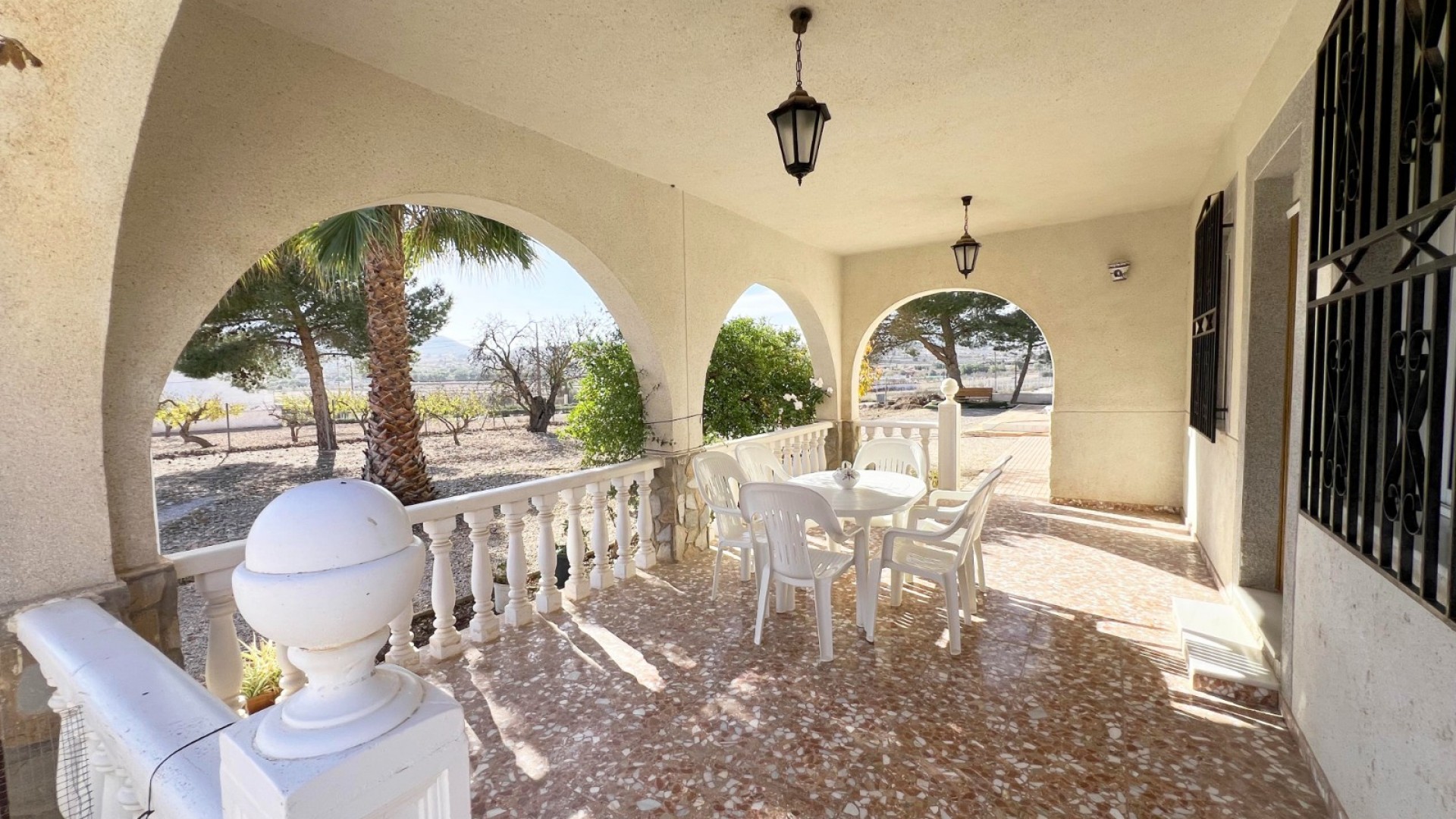 Venta - Chalet Independiente -
Hondón de los Fráiles