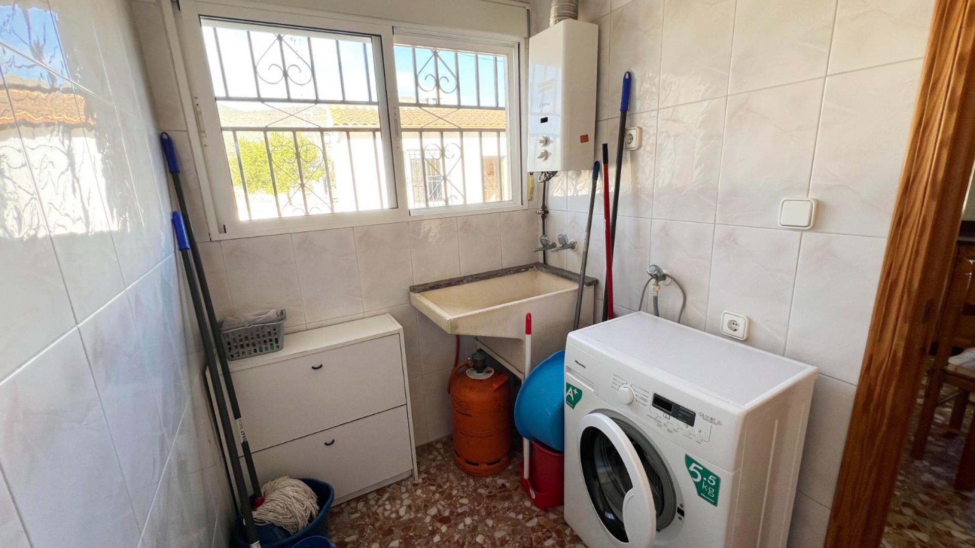 Venta - Chalet Independiente -
Hondón de los Fráiles