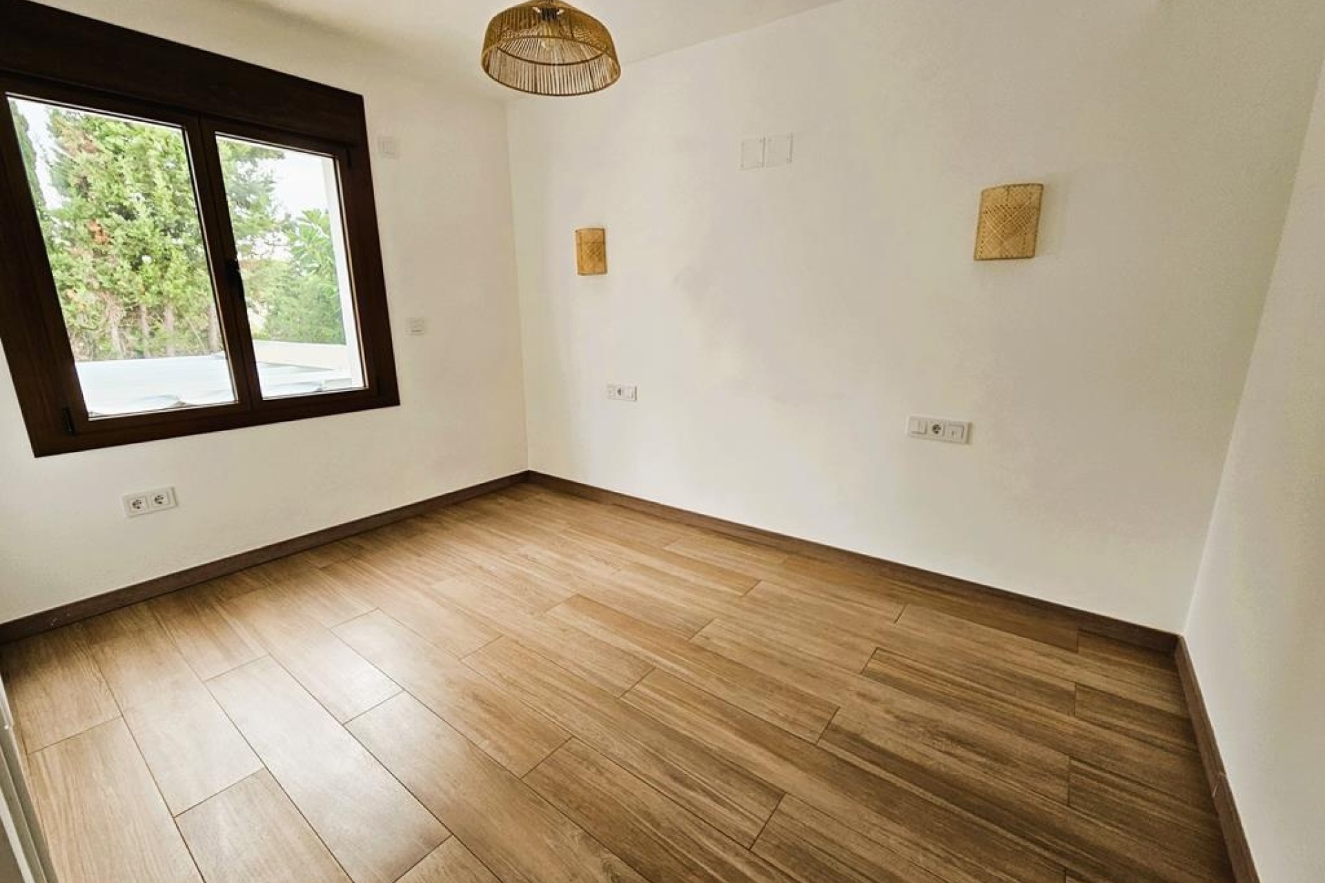 Venta - Chalet Independiente -
Jávea