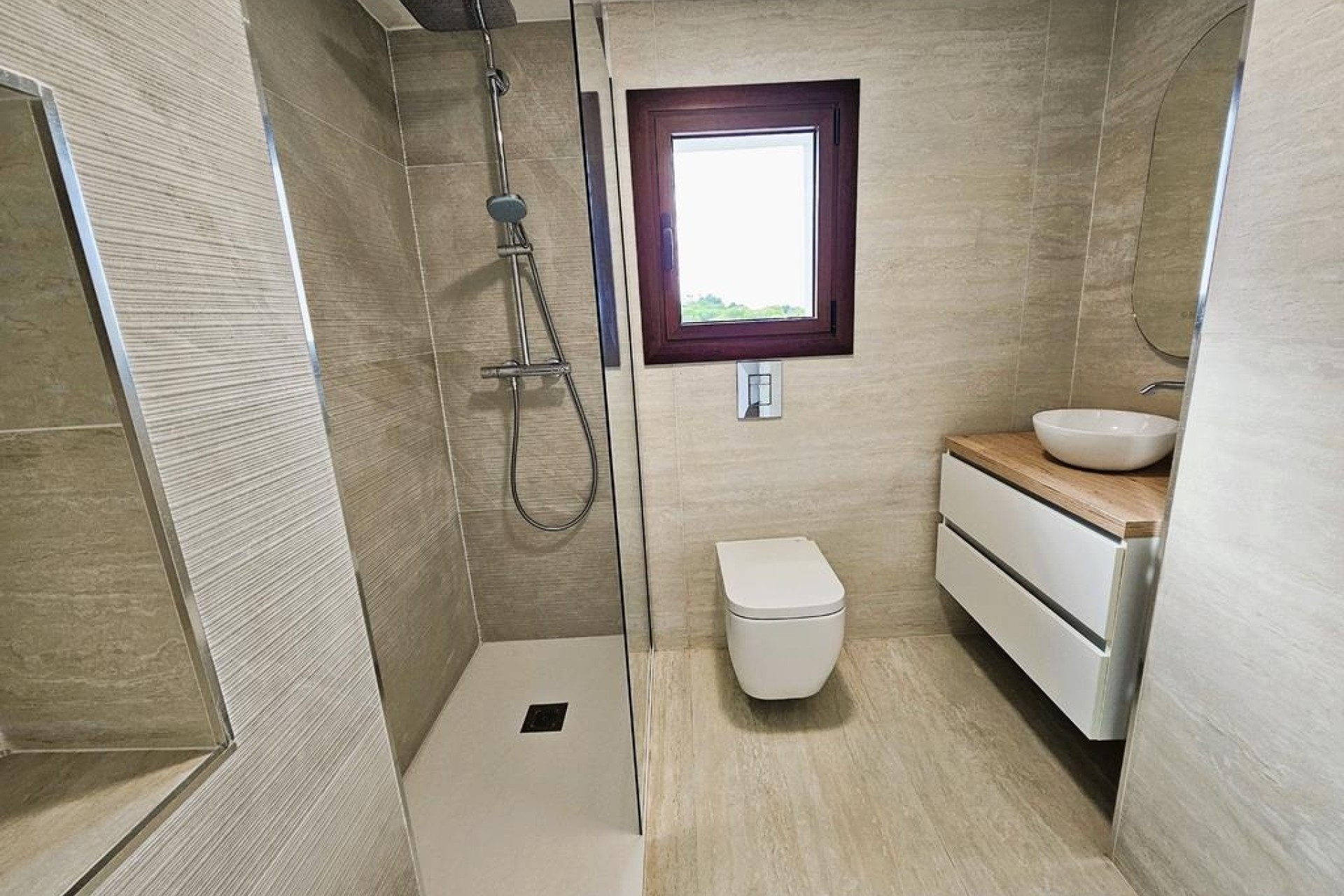 Venta - Chalet Independiente -
Jávea