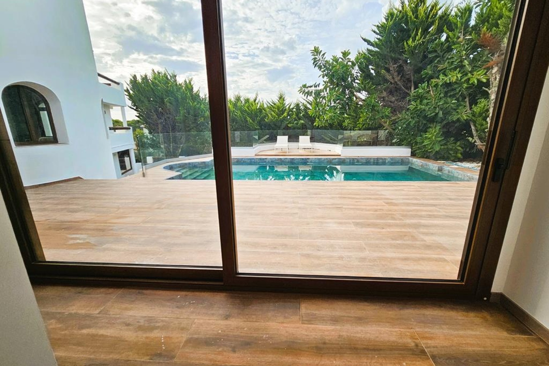 Venta - Chalet Independiente -
Jávea