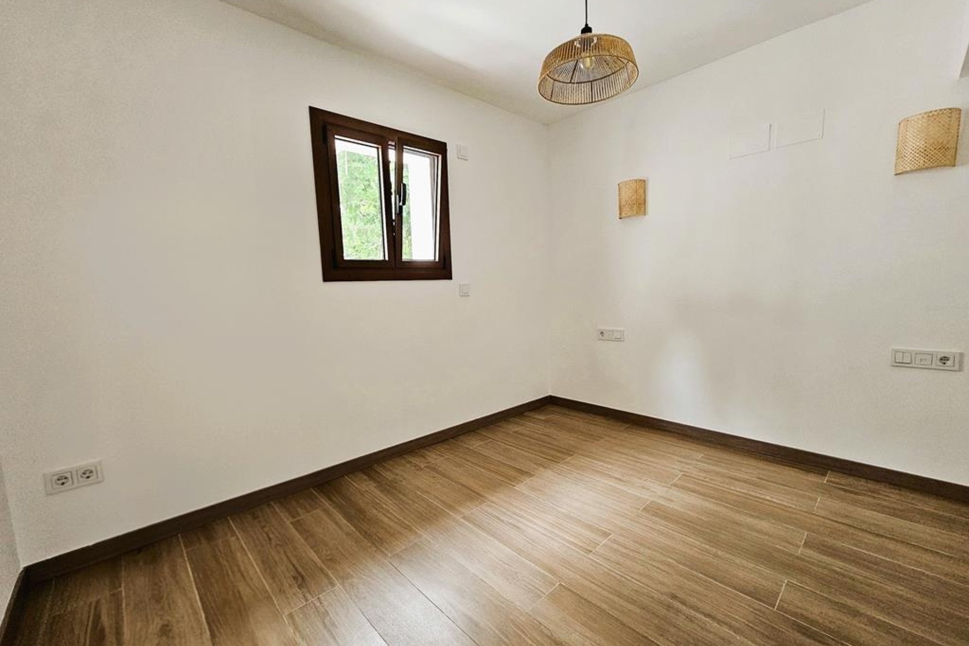Venta - Chalet Independiente -
Jávea