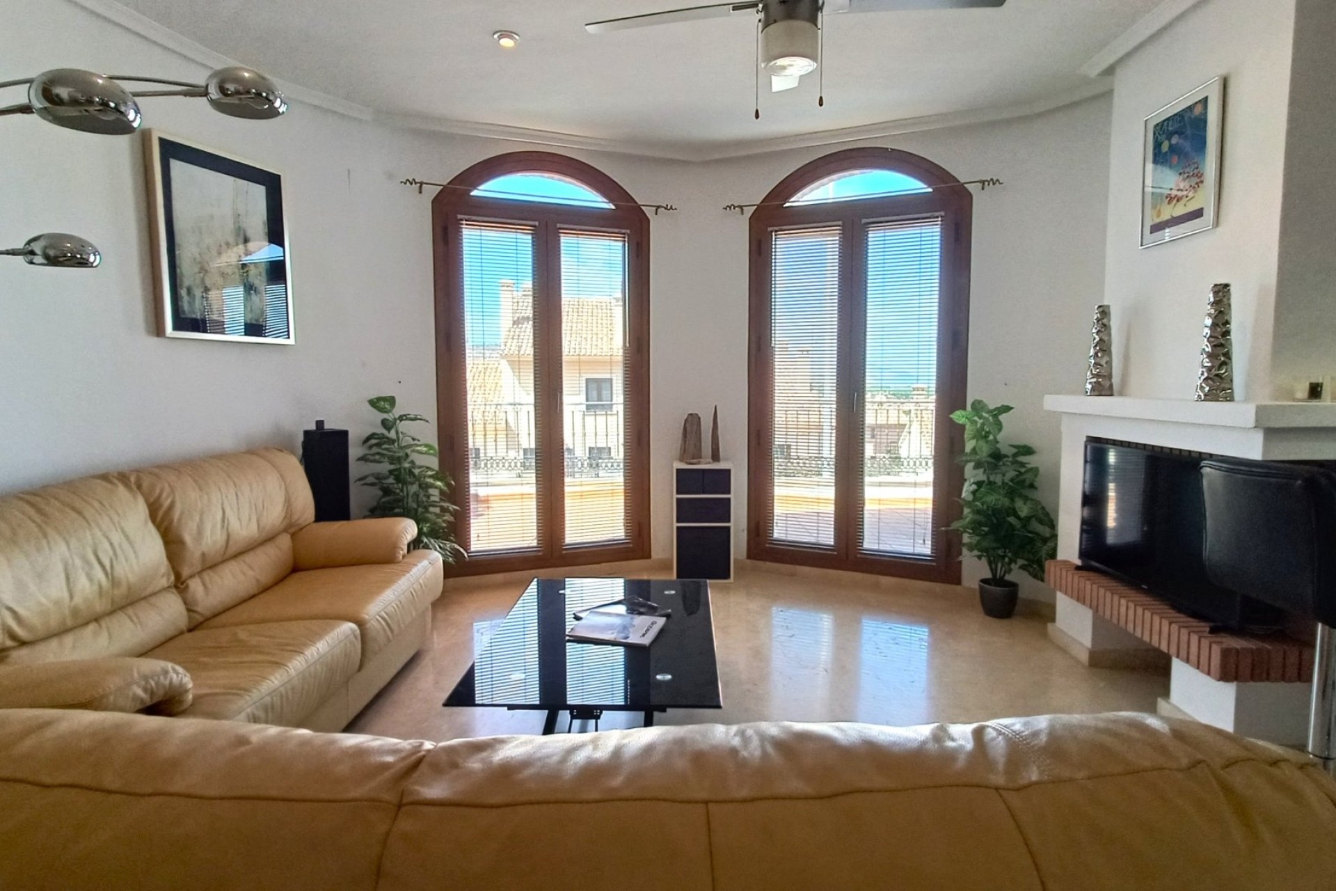 Venta - Chalet Independiente -
La Finca Golf - Algorfa