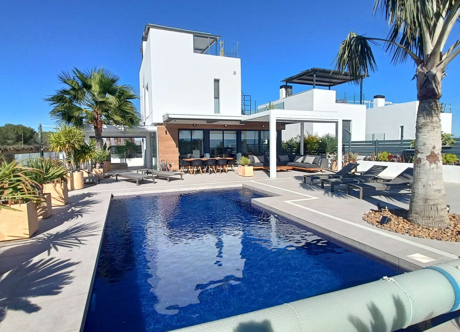 Venta - Chalet Independiente -
La Finca Golf - La Finca Golf and Spa Resort