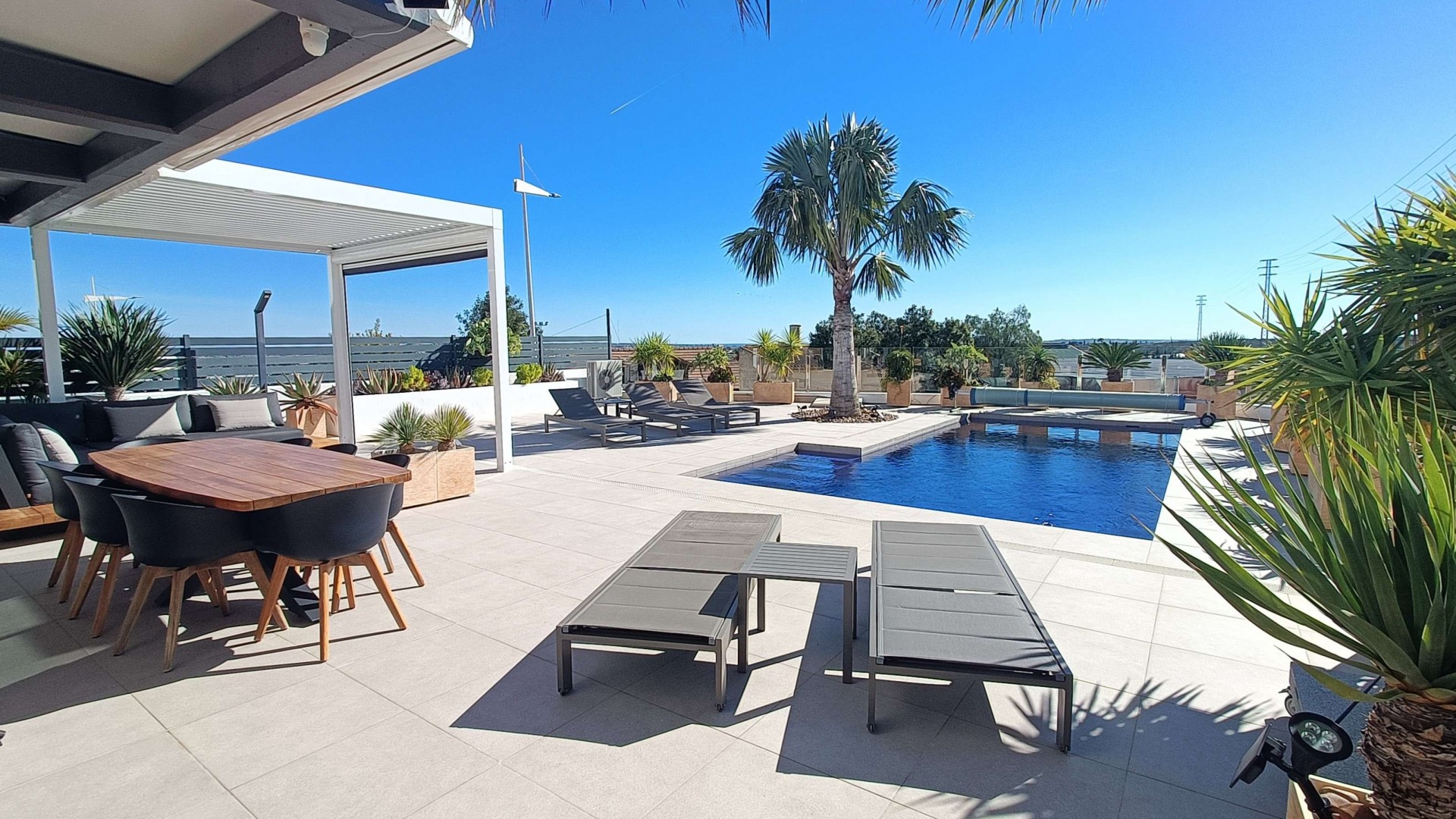 Venta - Chalet Independiente -
La Finca Golf - La Finca Golf and Spa Resort