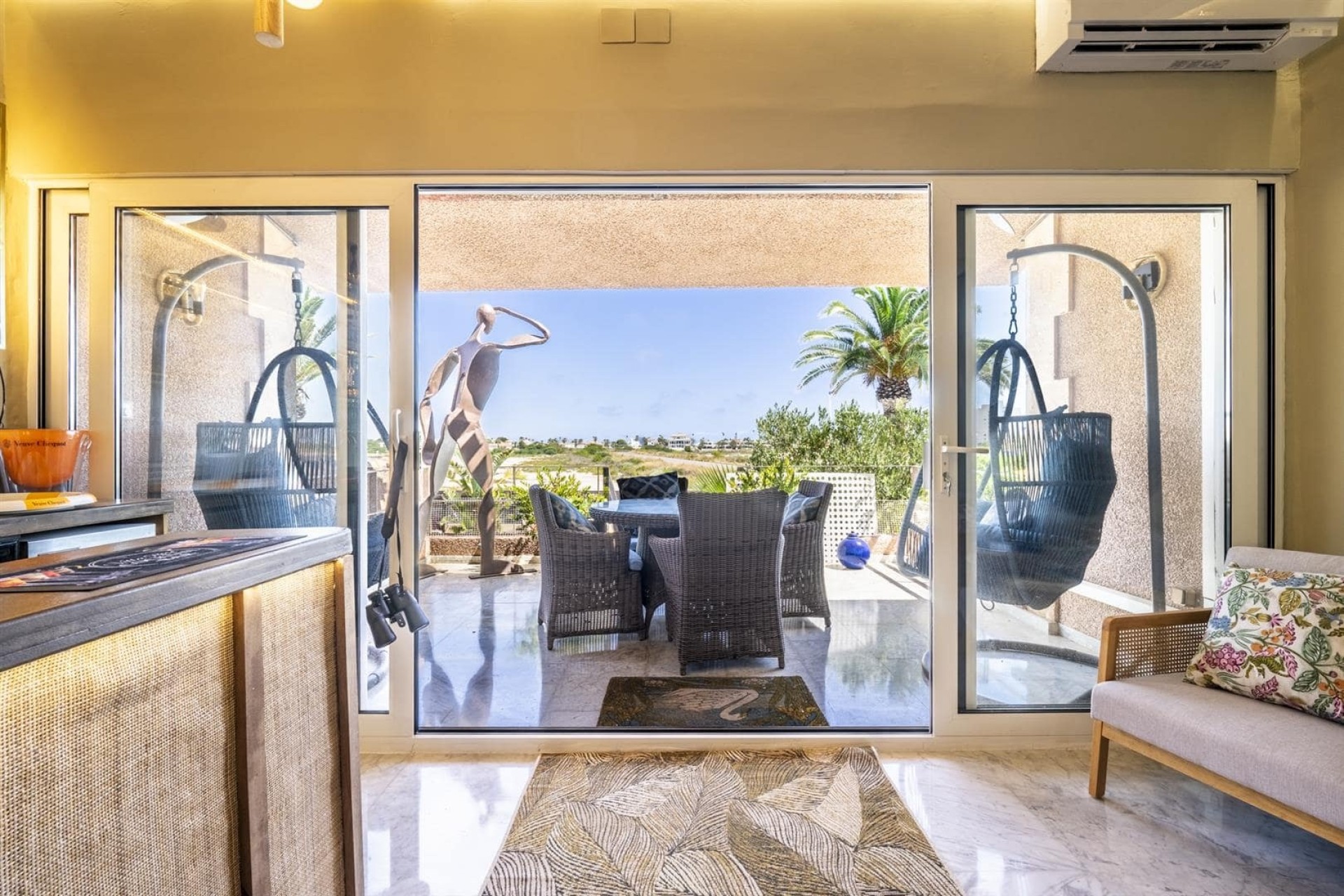 Venta - Chalet Independiente -
La Manga del Mar Menor - La Manga