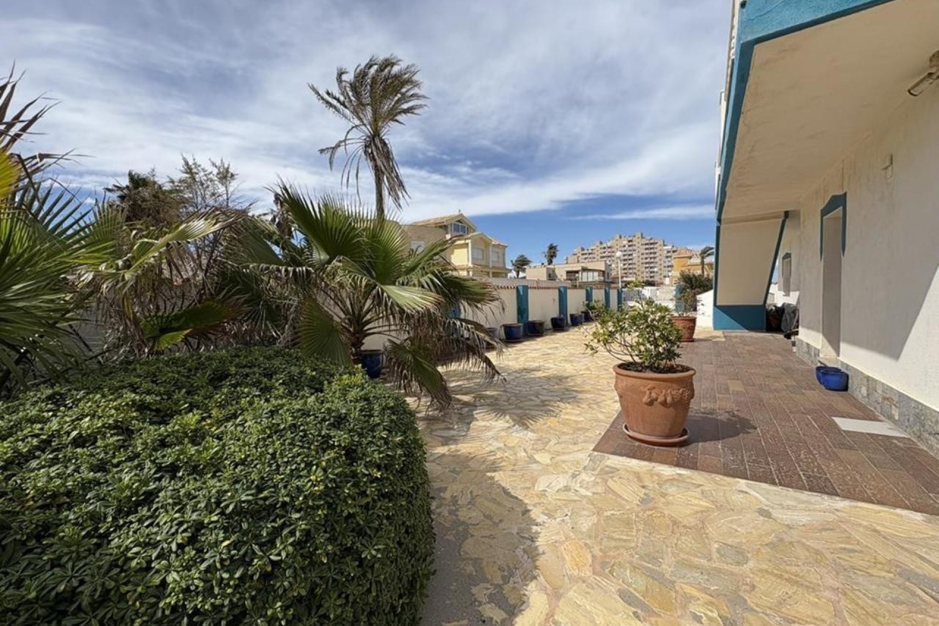Venta - Chalet Independiente -
La Manga del Mar Menor - La Manga