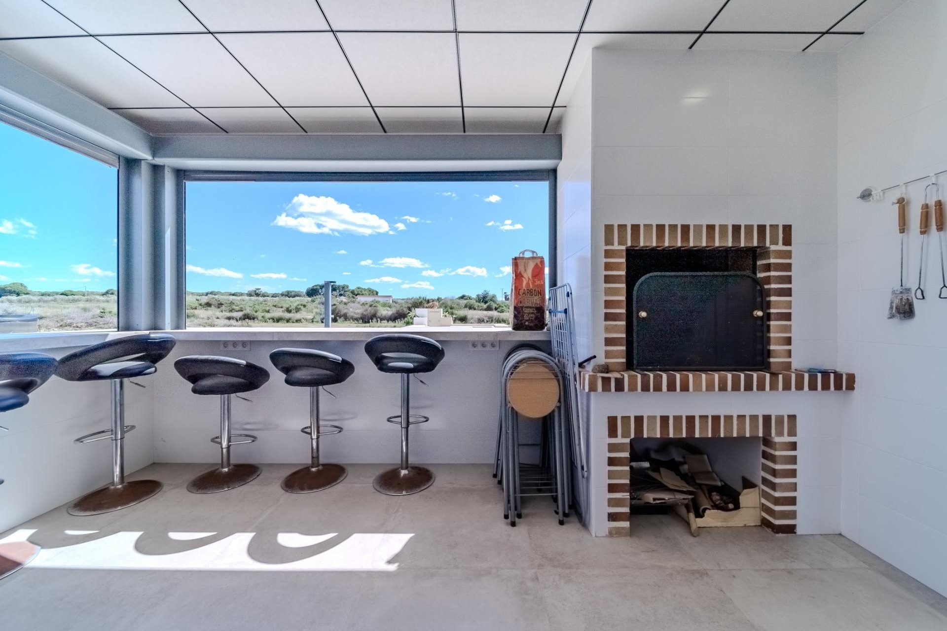 Venta - Chalet Independiente -
La marina - La Marina