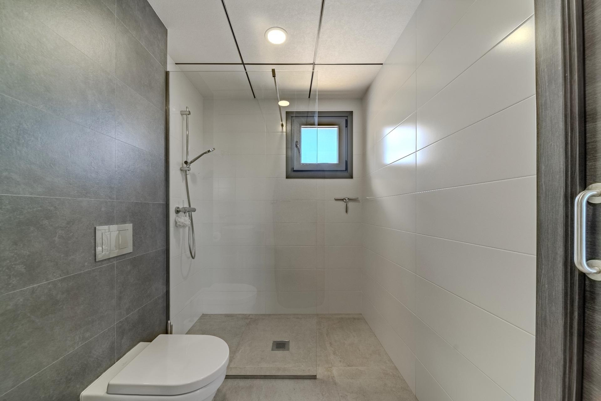 Venta - Chalet Independiente -
La marina - La Marina