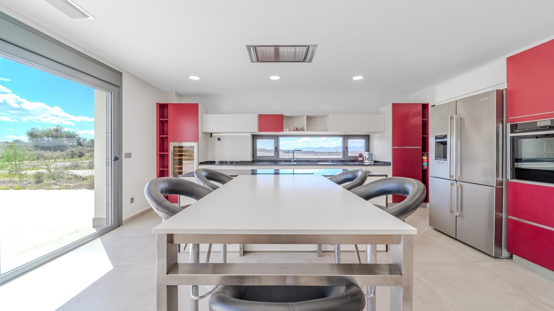 Venta - Chalet Independiente -
La Marina