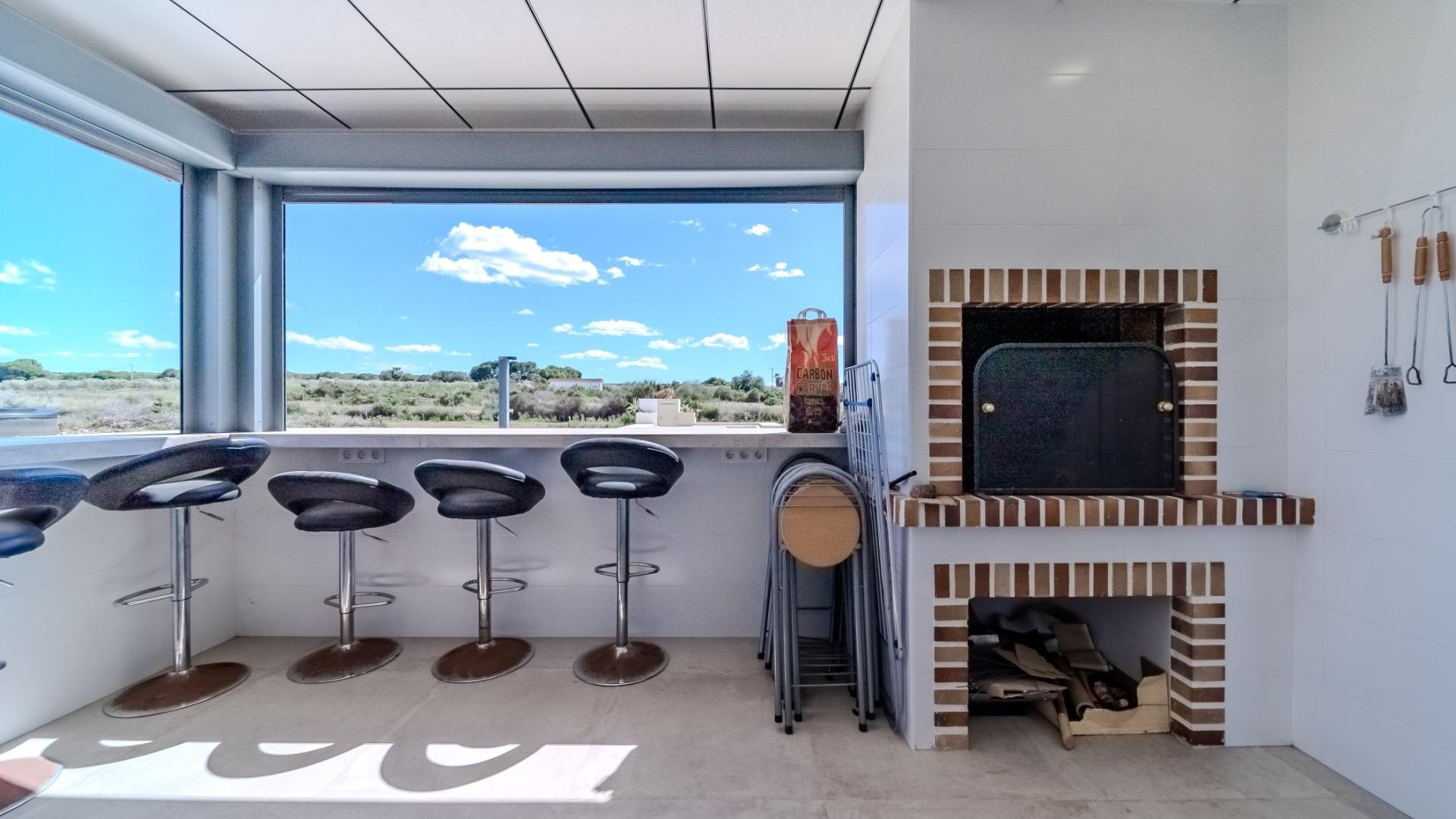 Venta - Chalet Independiente -
La Marina