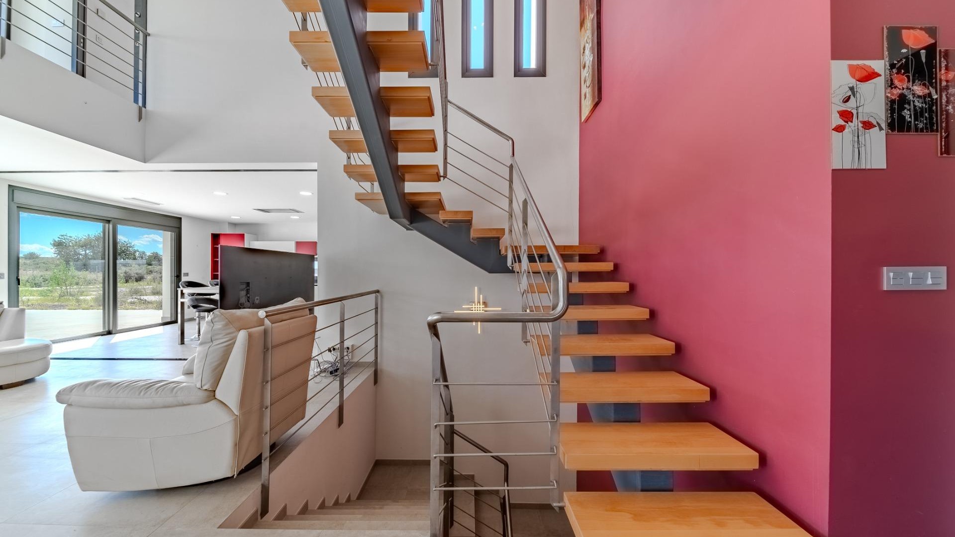 Venta - Chalet Independiente -
La Marina