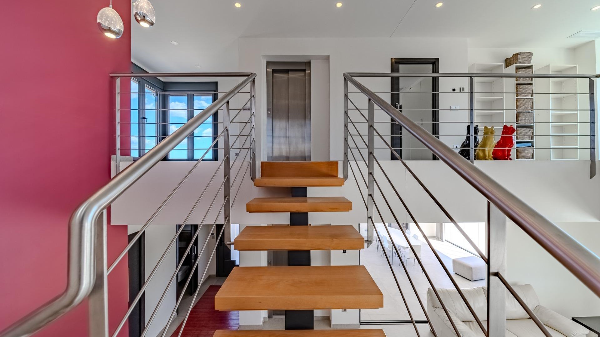 Venta - Chalet Independiente -
La Marina