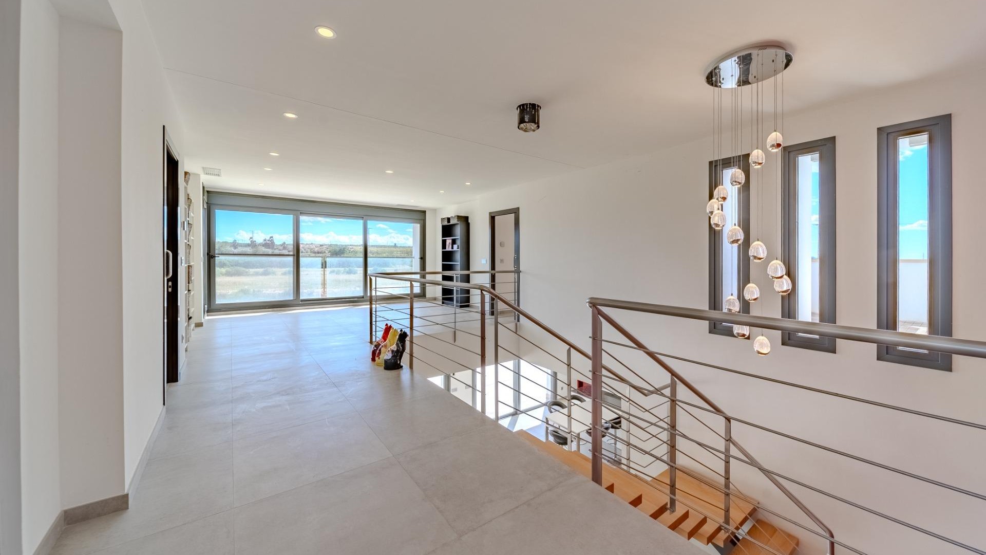 Venta - Chalet Independiente -
La Marina