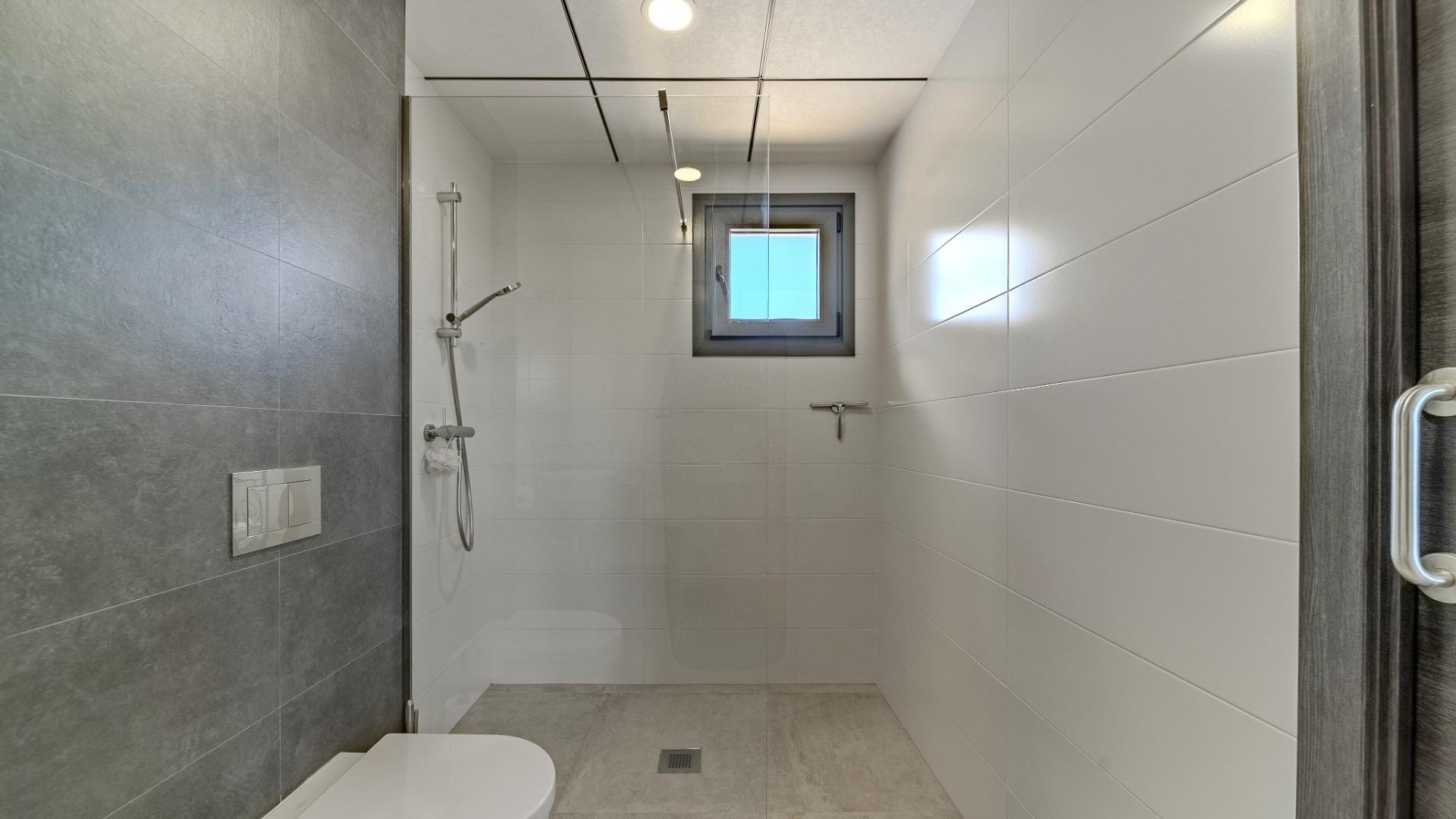 Venta - Chalet Independiente -
La Marina