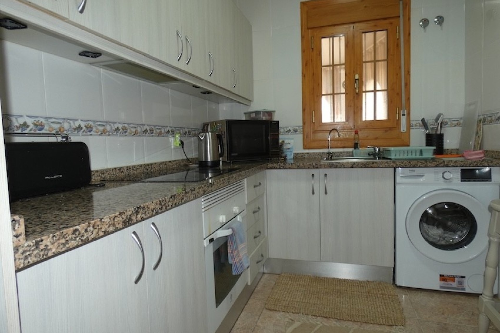 Venta - Chalet Independiente -
La Marina