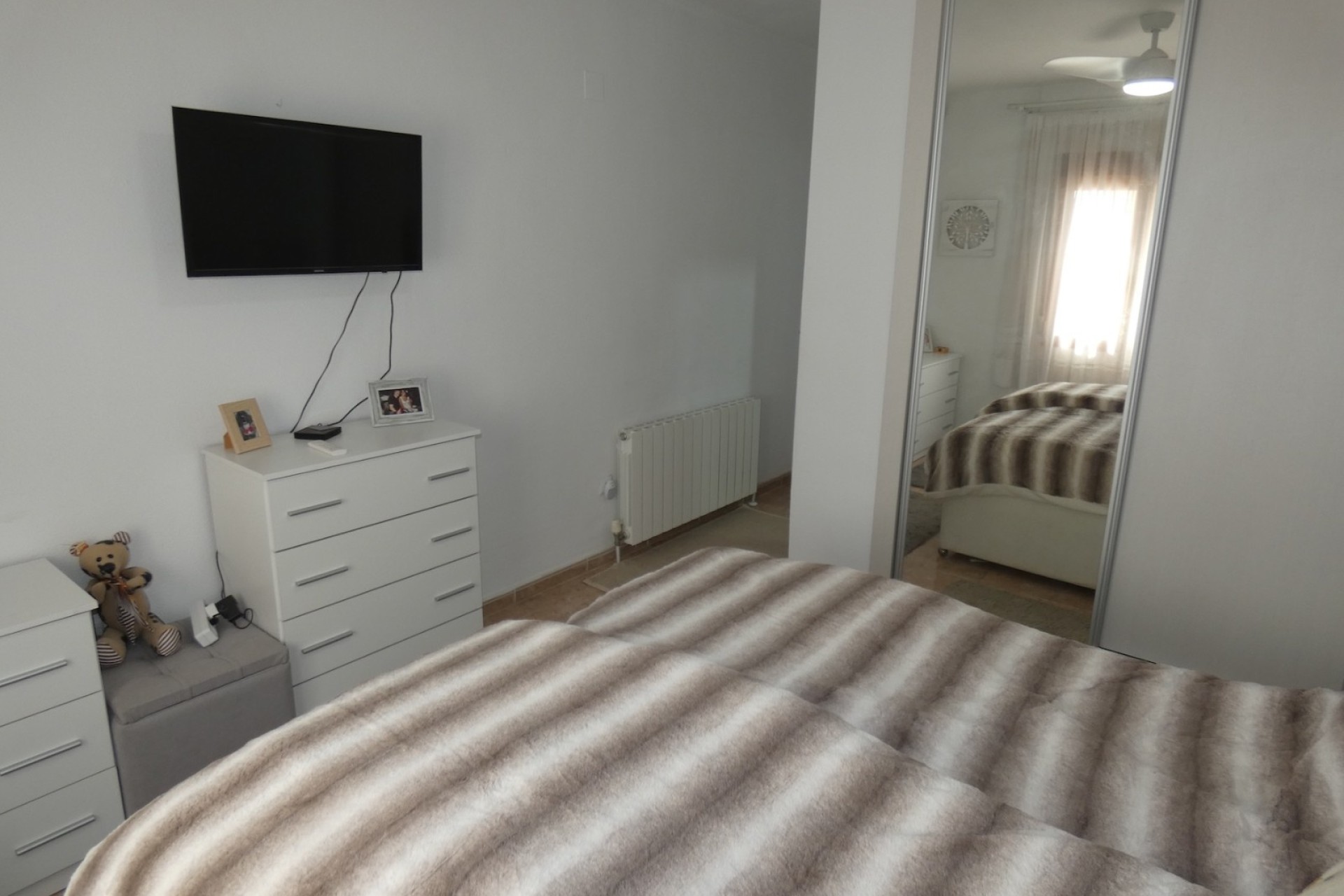 Venta - Chalet Independiente -
La Marina